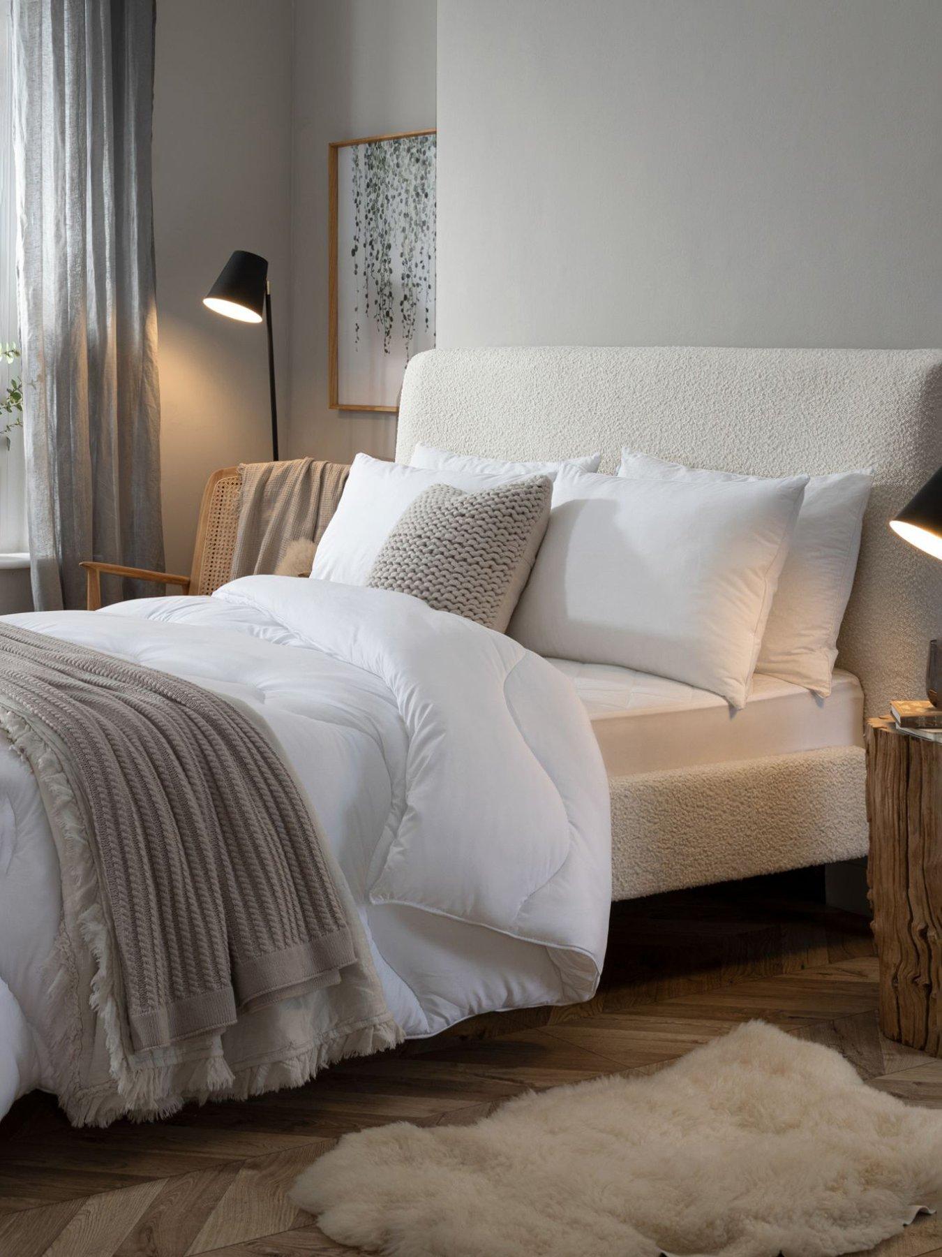The Fine Bedding Company Spundown, Hypoallergenic 10.5 Tog Duvet