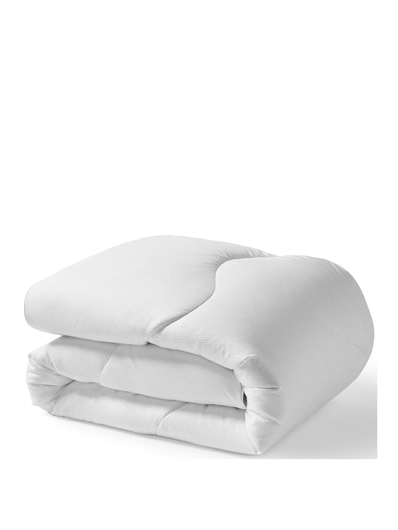 Image 2 of 4 of The Fine Bedding Company Breathe, Cooling &amp; Moisture Wicking 13.5 Tog Duvet
