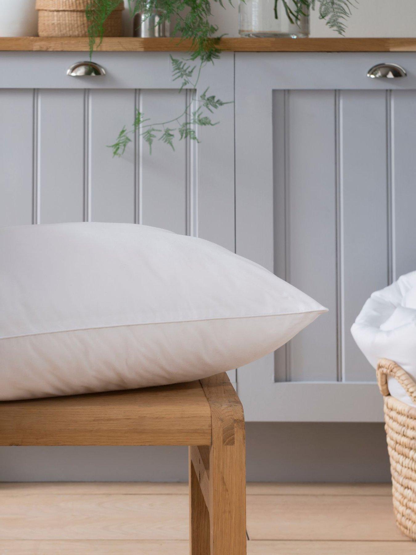 The Fine Bedding Company Spundown, Hypoallergenic Firm Support Pillow