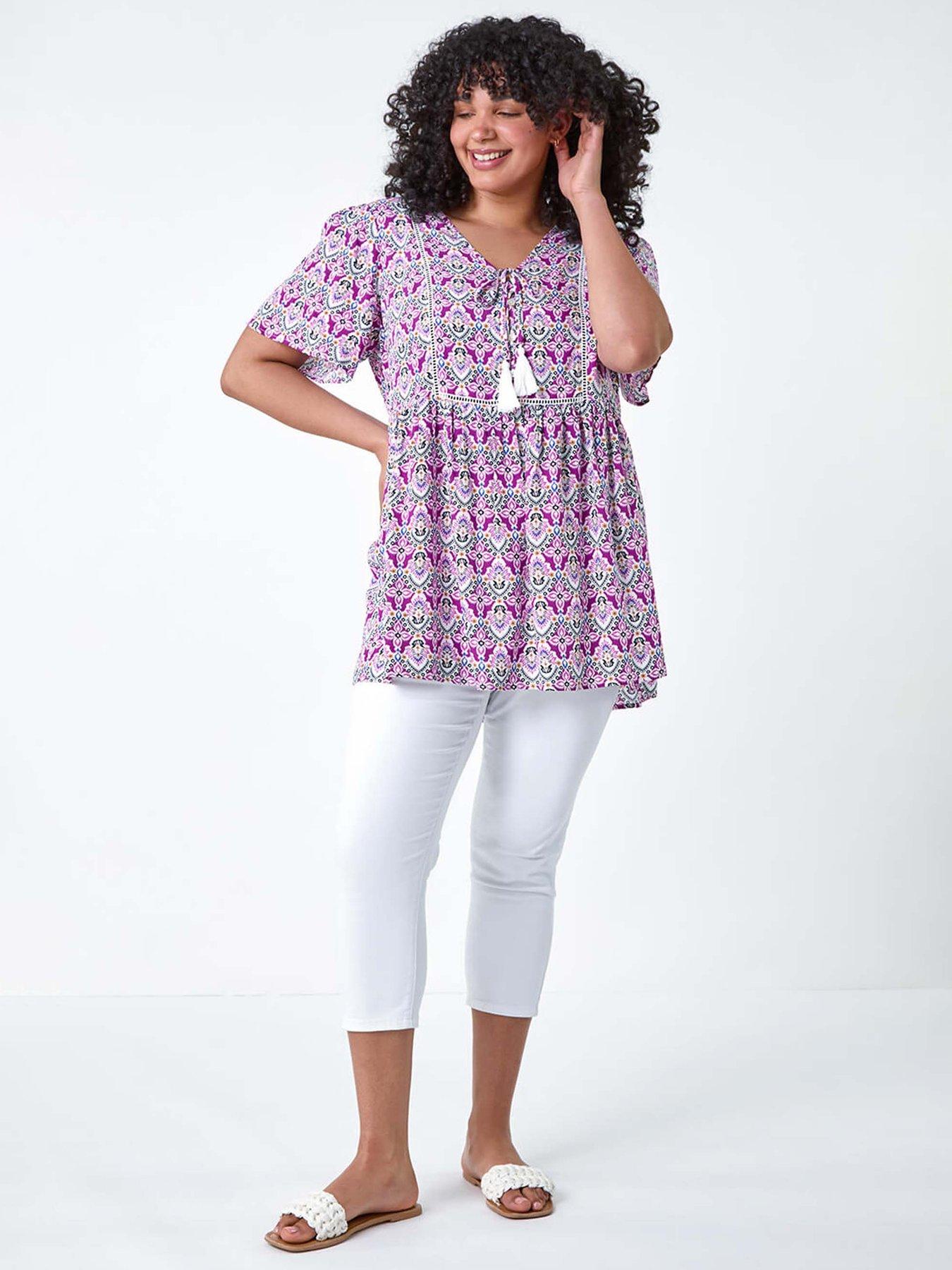 Image 3 of 5 of Roman Curve Tie Front V-neck Boho Printed Top - Purple