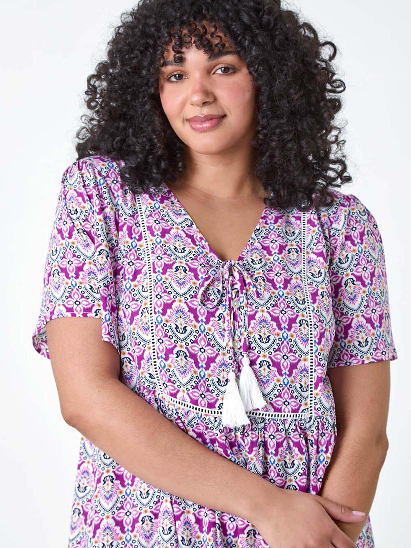 Image 4 of 5 of Roman Curve Tie Front V-neck Boho Printed Top - Purple