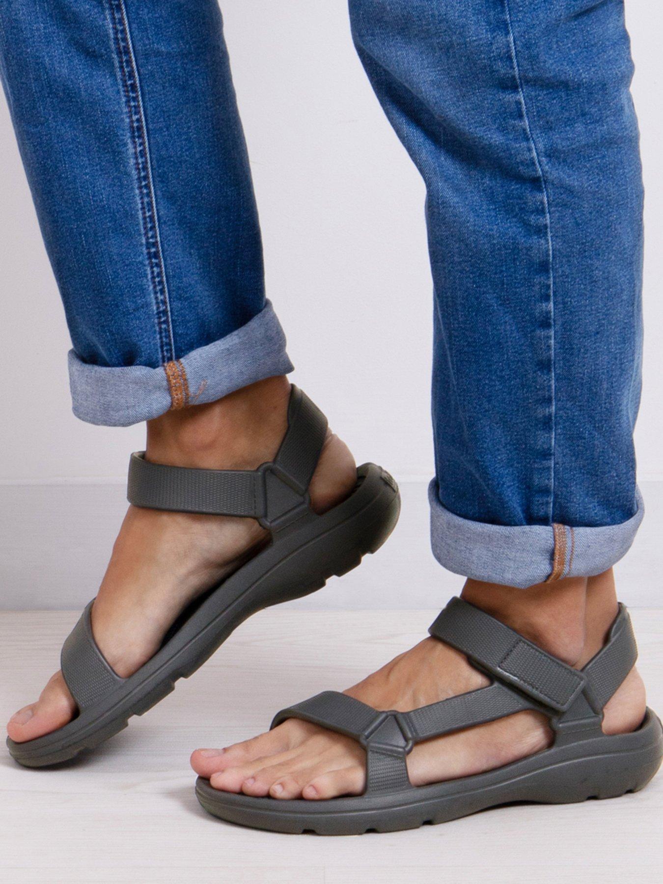  image of totes-bounce-velcro-sports-sandal