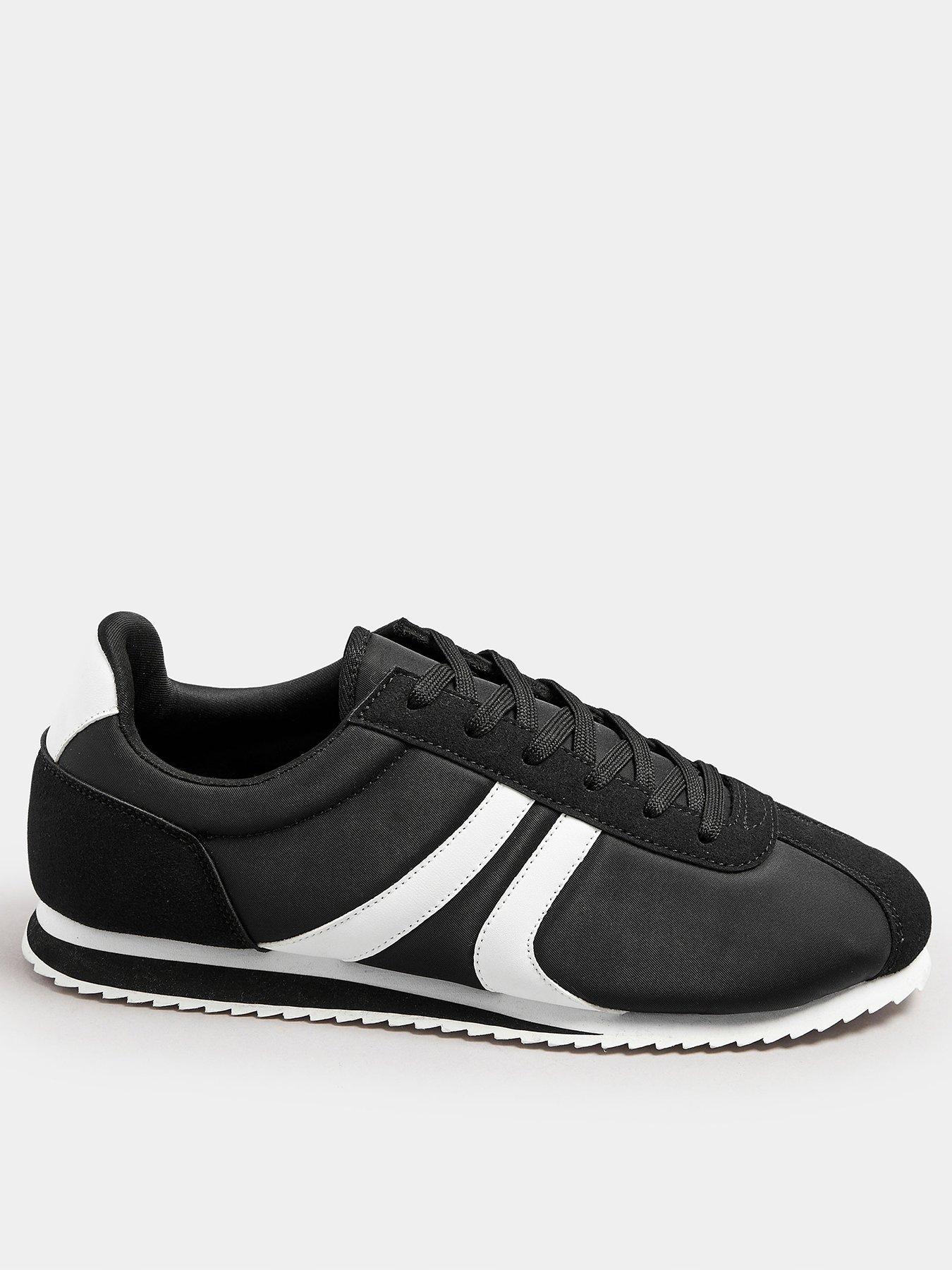 yours-extra-wide-fit-runner-trainer