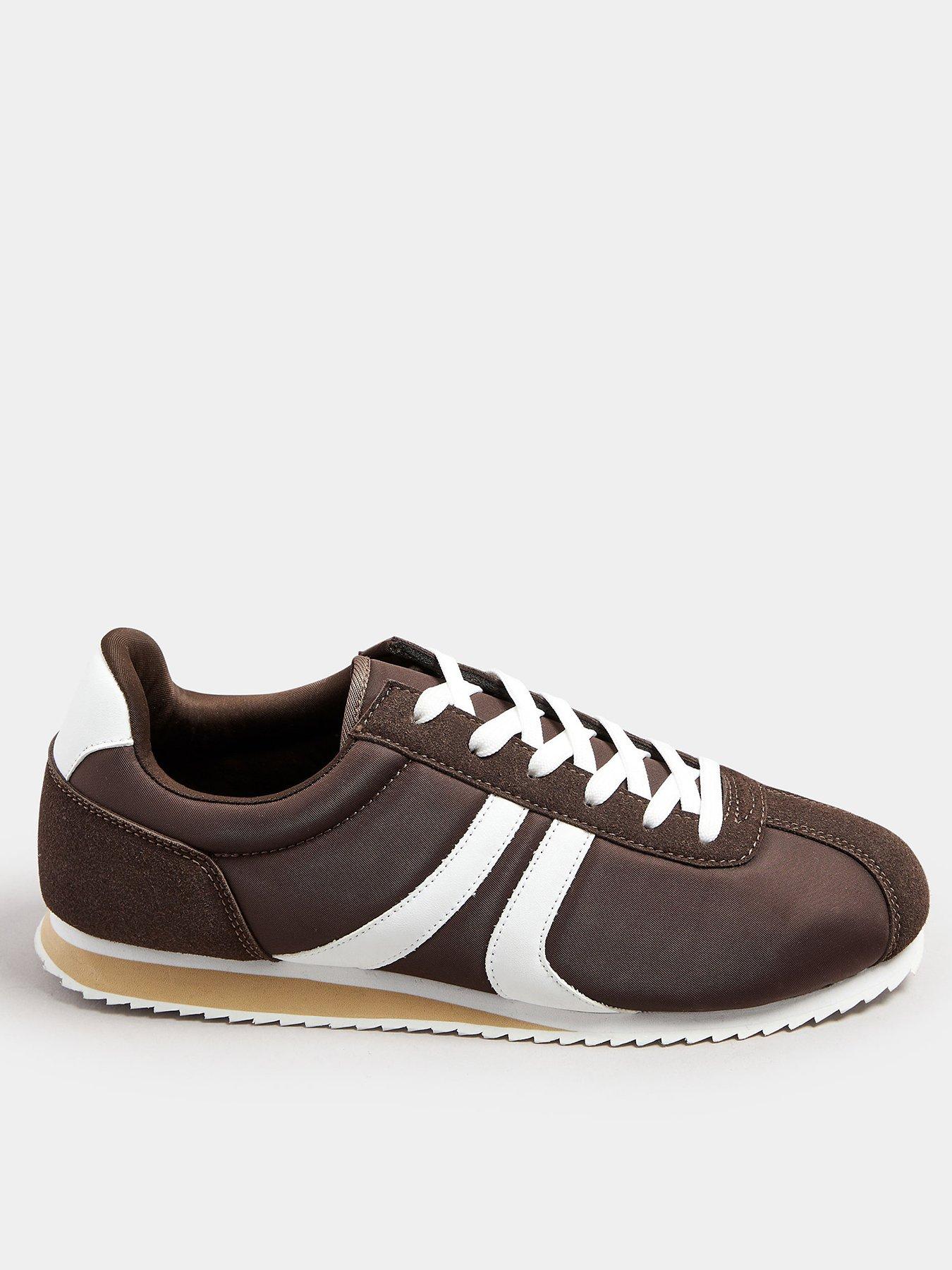 yours-extra-wide-fit-runner-trainer