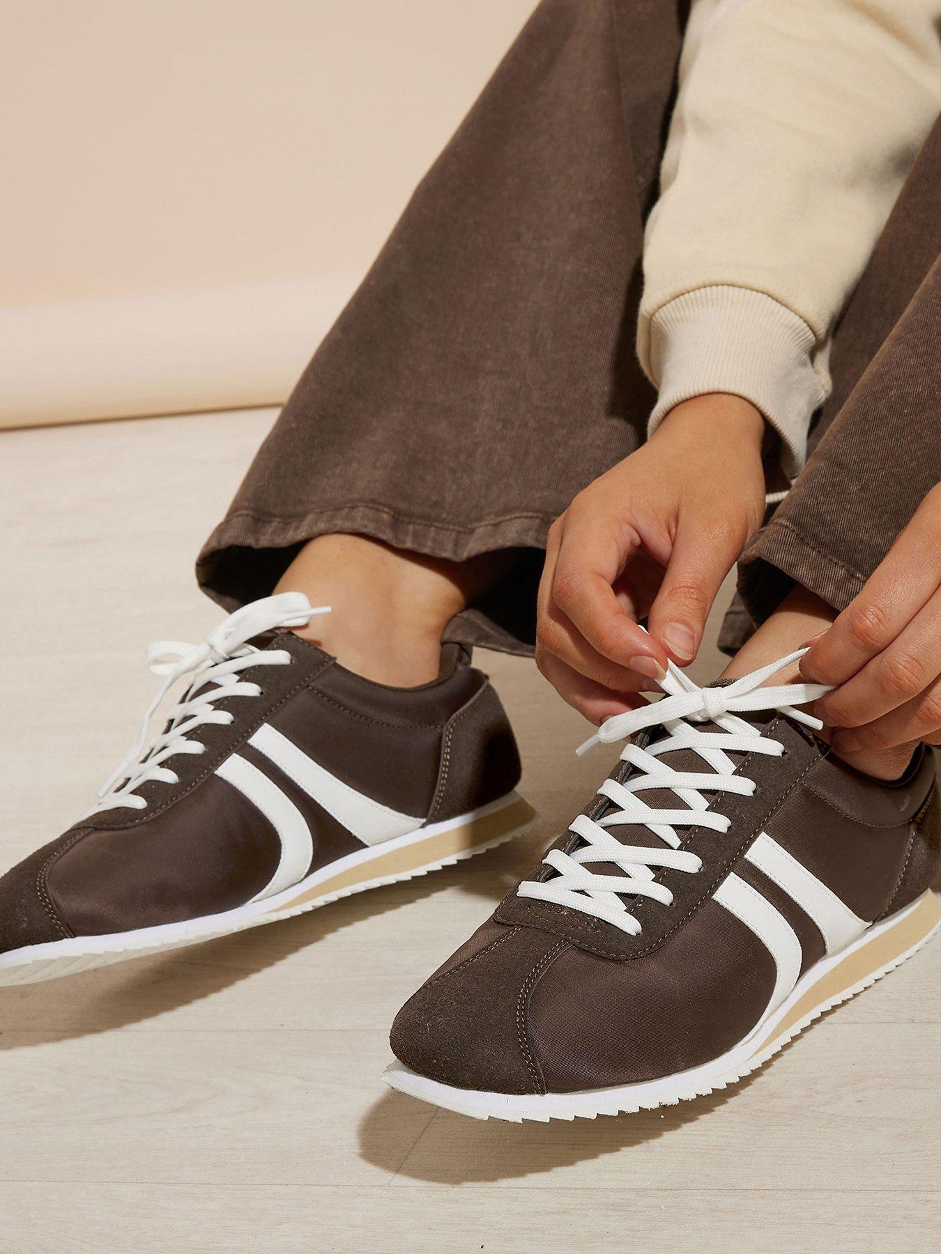  image of yours-extra-wide-fit-runner-trainer