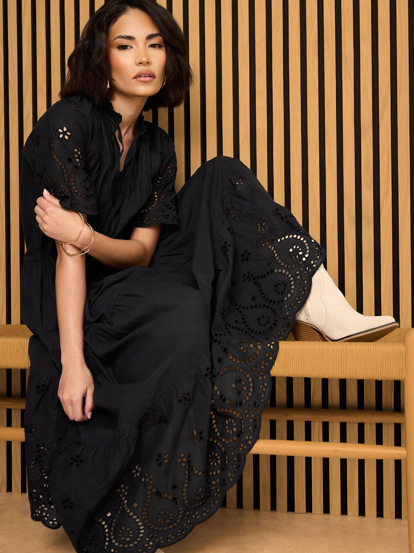 undefined Petite Short Sleeve Broderie Dress
