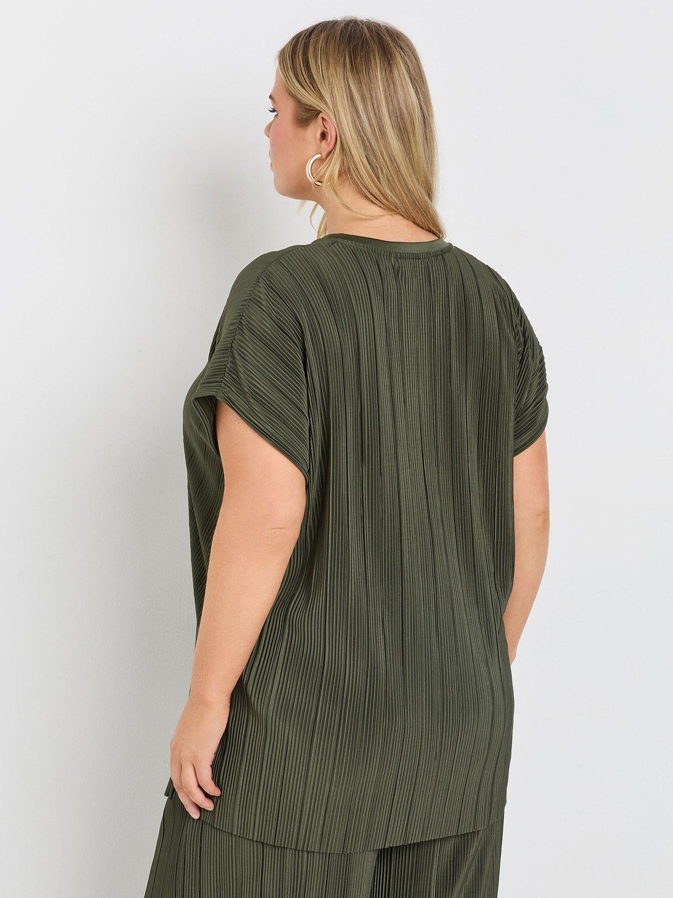  image of yours-curve-plisse-grown-on-tee-co-ord