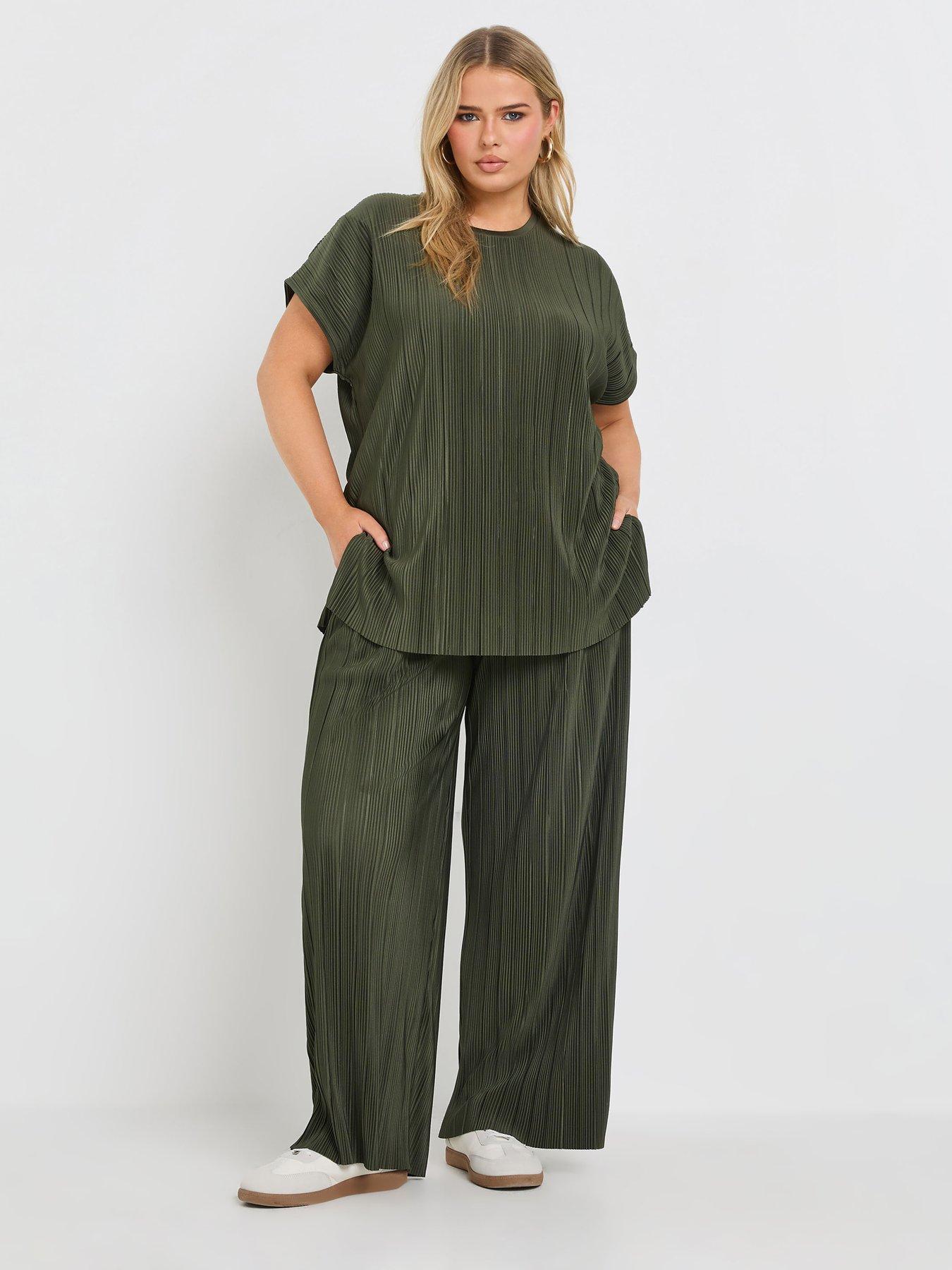  image of yours-curve-plisse-grown-on-tee-co-ord