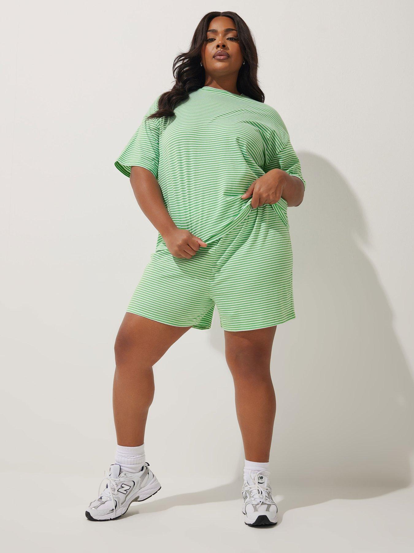  image of yours-curve-stripe-short-green