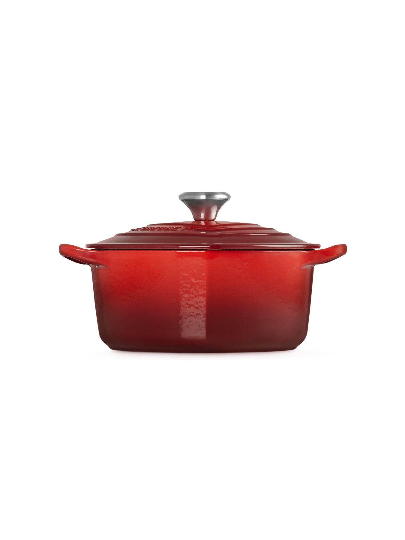  image of le-creuset-cast-iron-heart-shaped-20-cm-casserole-red