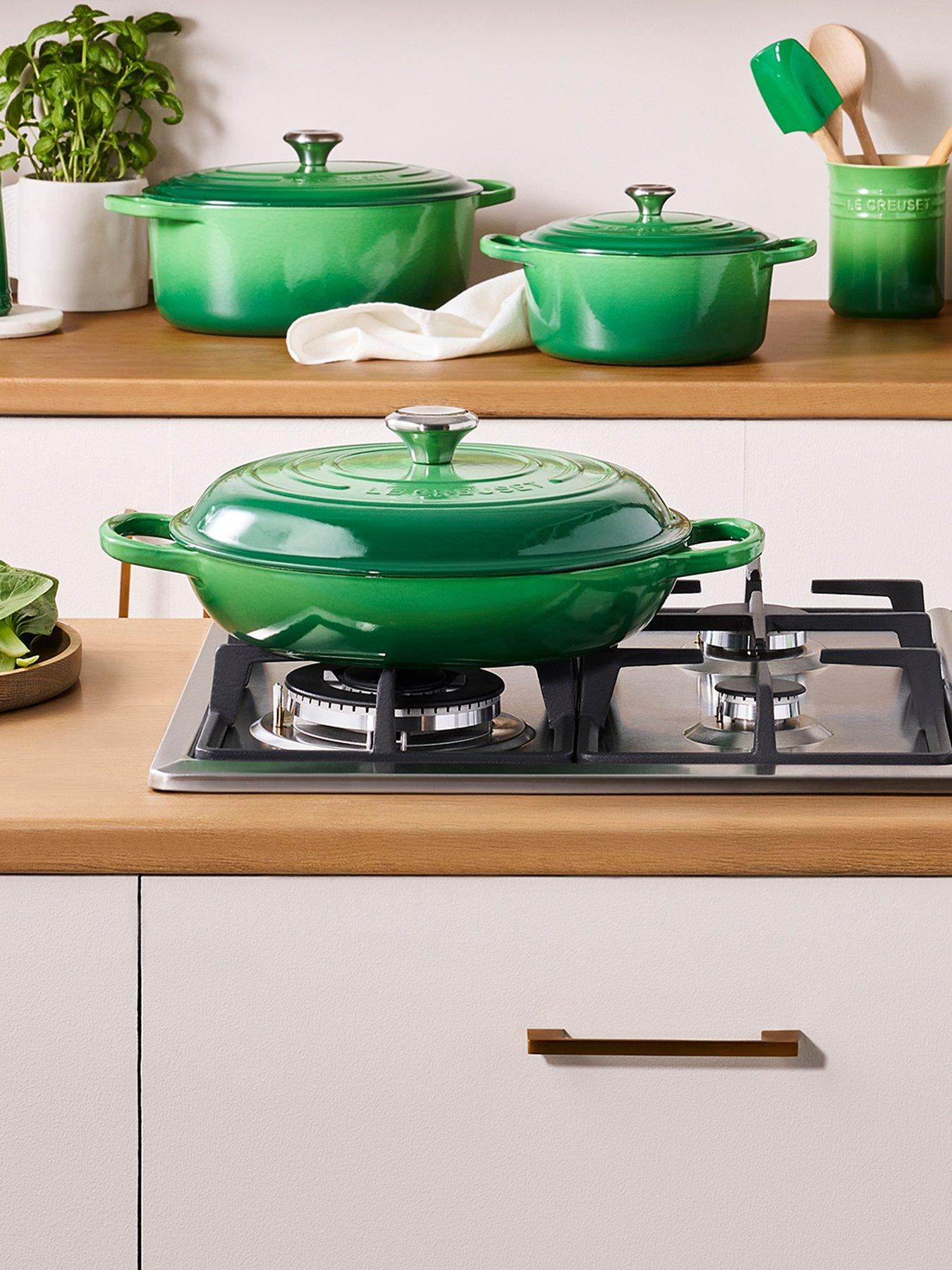 le-creuset-30-cm-shallow-cast-iron-casserole-dish-green