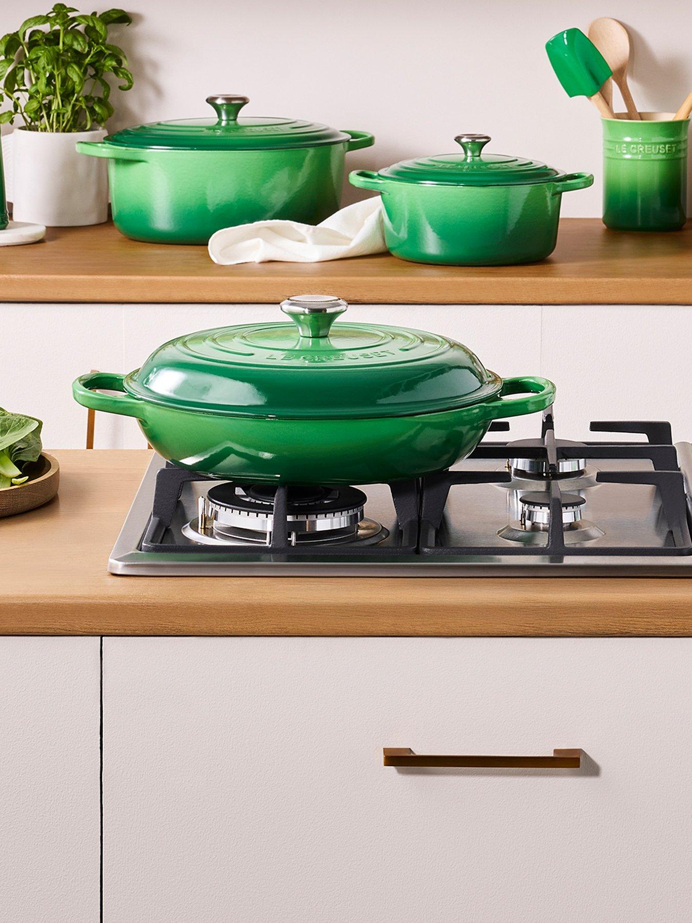le-creuset-30-cm-shallow-cast-iron-casserole-dish-green