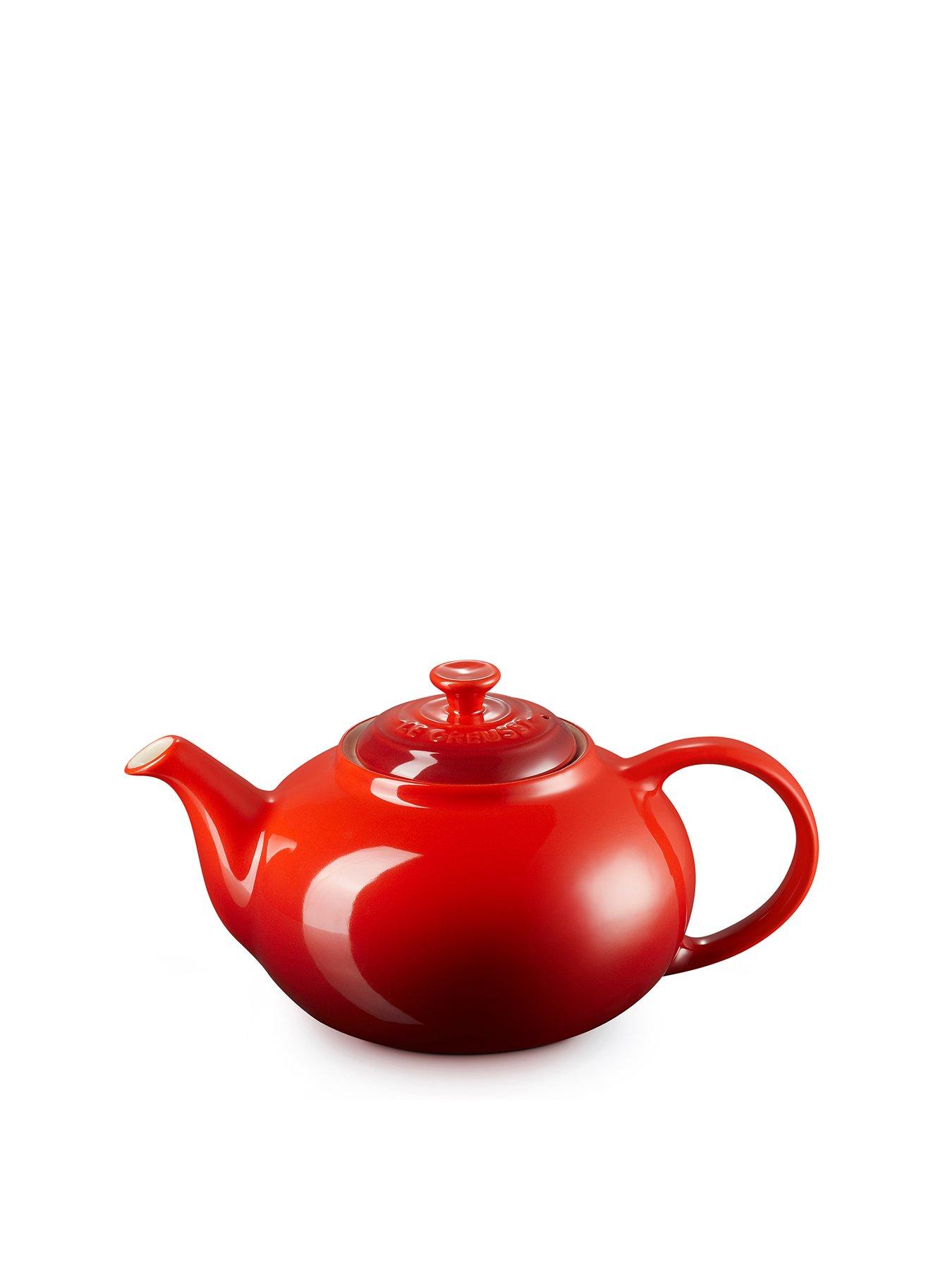  image of le-creuset-13l-classic-teapot