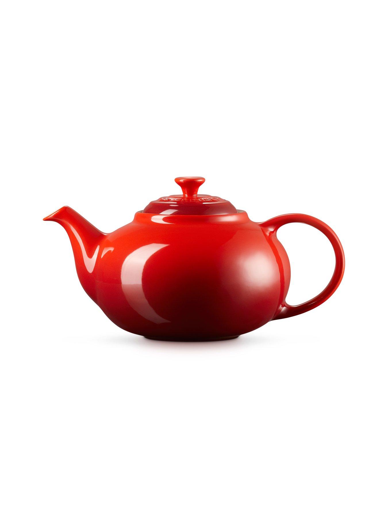  image of le-creuset-13l-classic-teapot