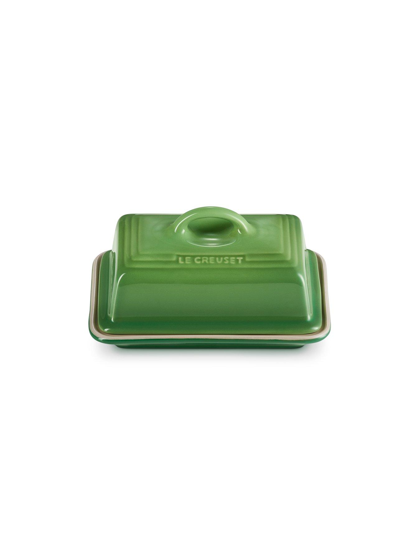 back image of le-creuset-butter-dish