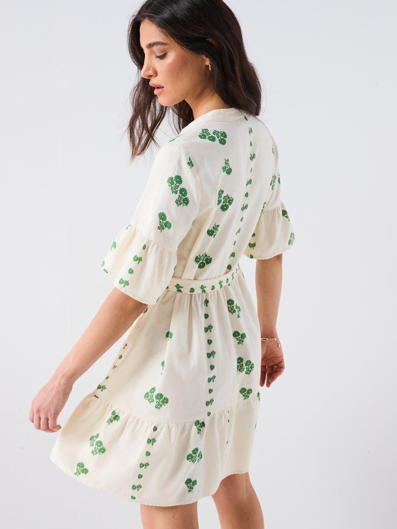 Image 4 of 4 of Vero Moda Pamela Short Woven Dress - White