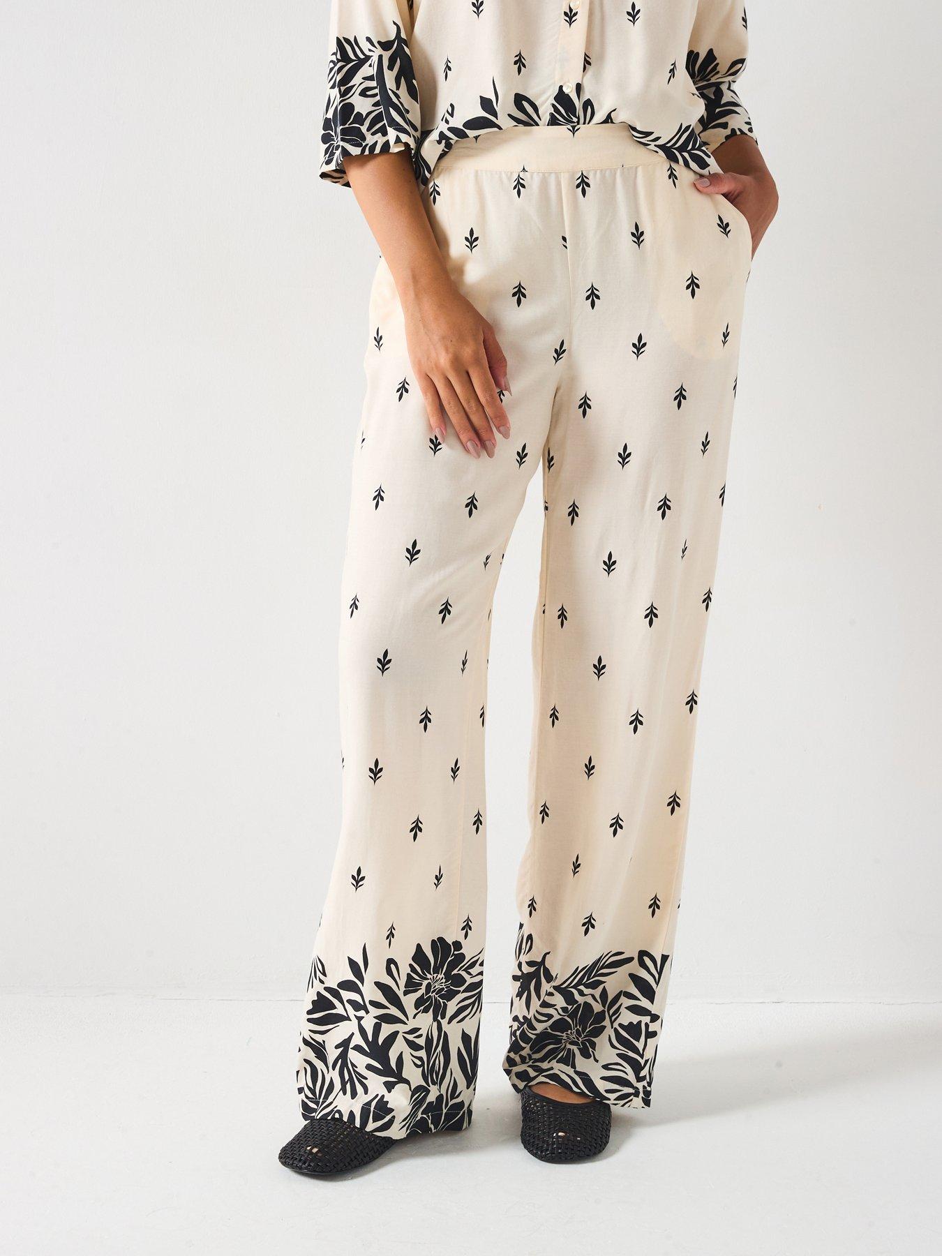 undefined Maggie Life Mid Waist Wide Pant - Cream