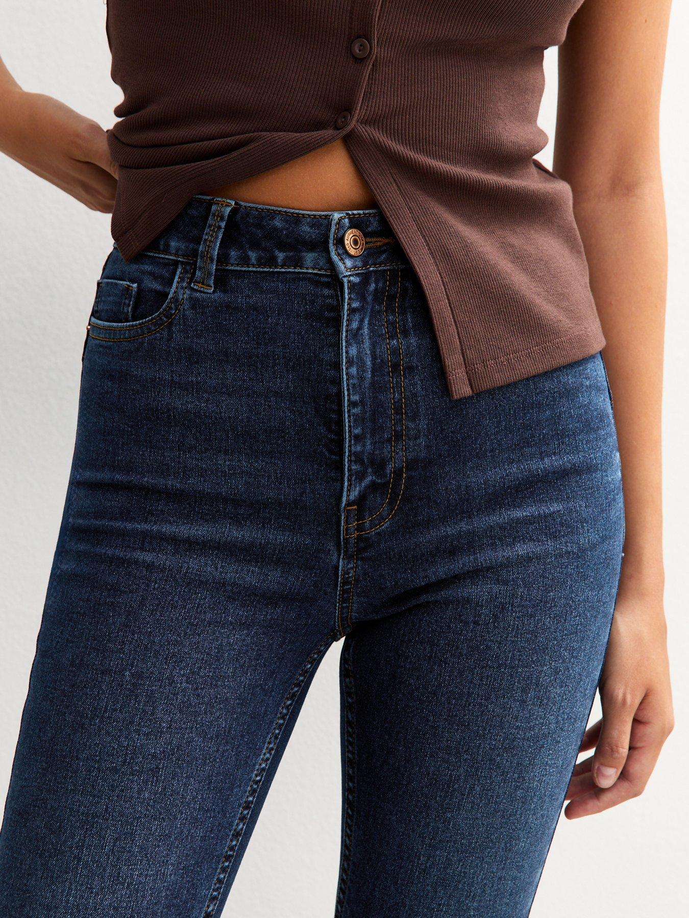 Image 6 of 6 of New Look Lift &amp; Shape Jenna Skinny Jeans - Blue