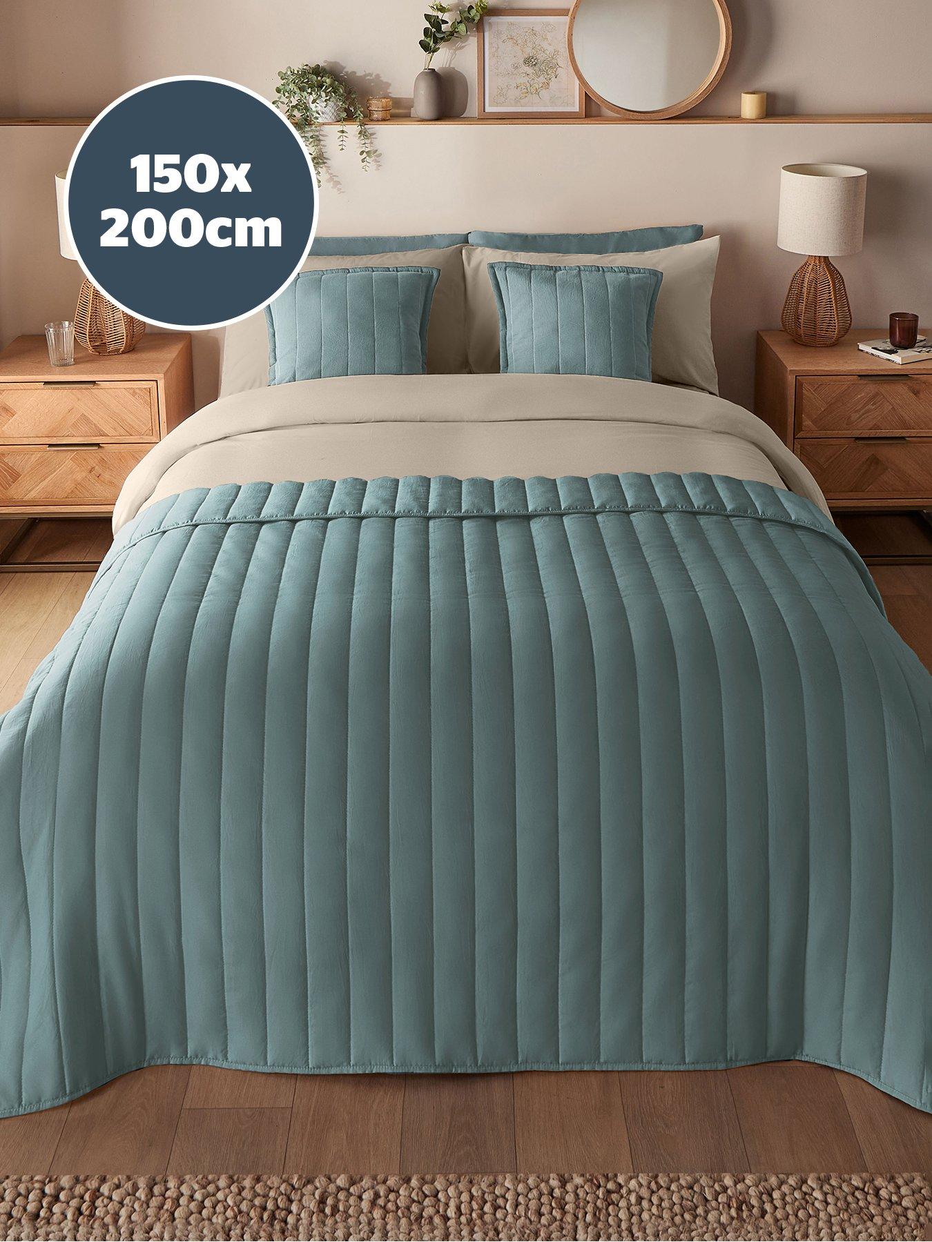 Image 5 of 7 of Silentnight Supersoft Quilted Bedspread Throw