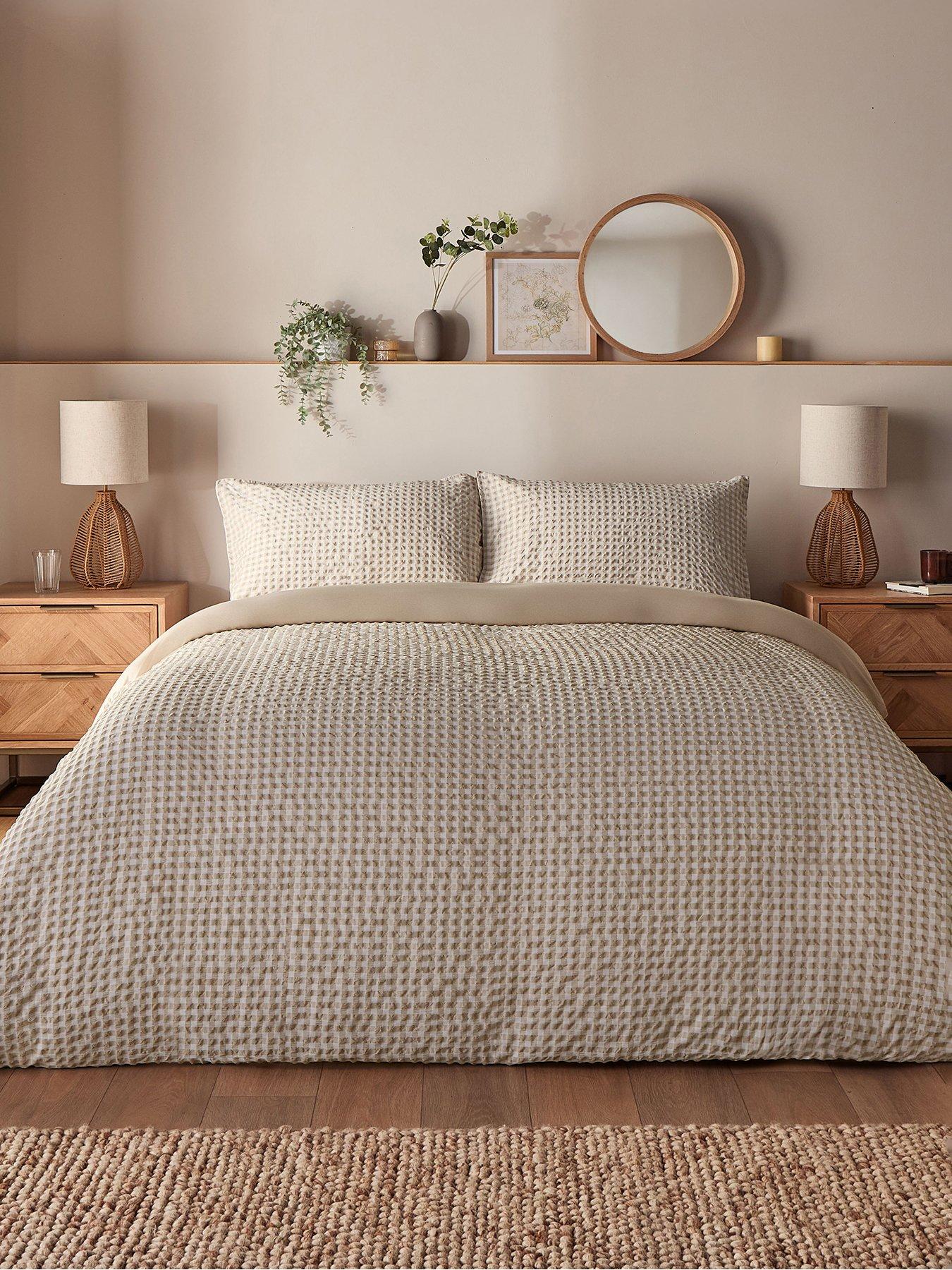 silentnight-supersoft-gingham-seersucker-duvet-cover-set-natural