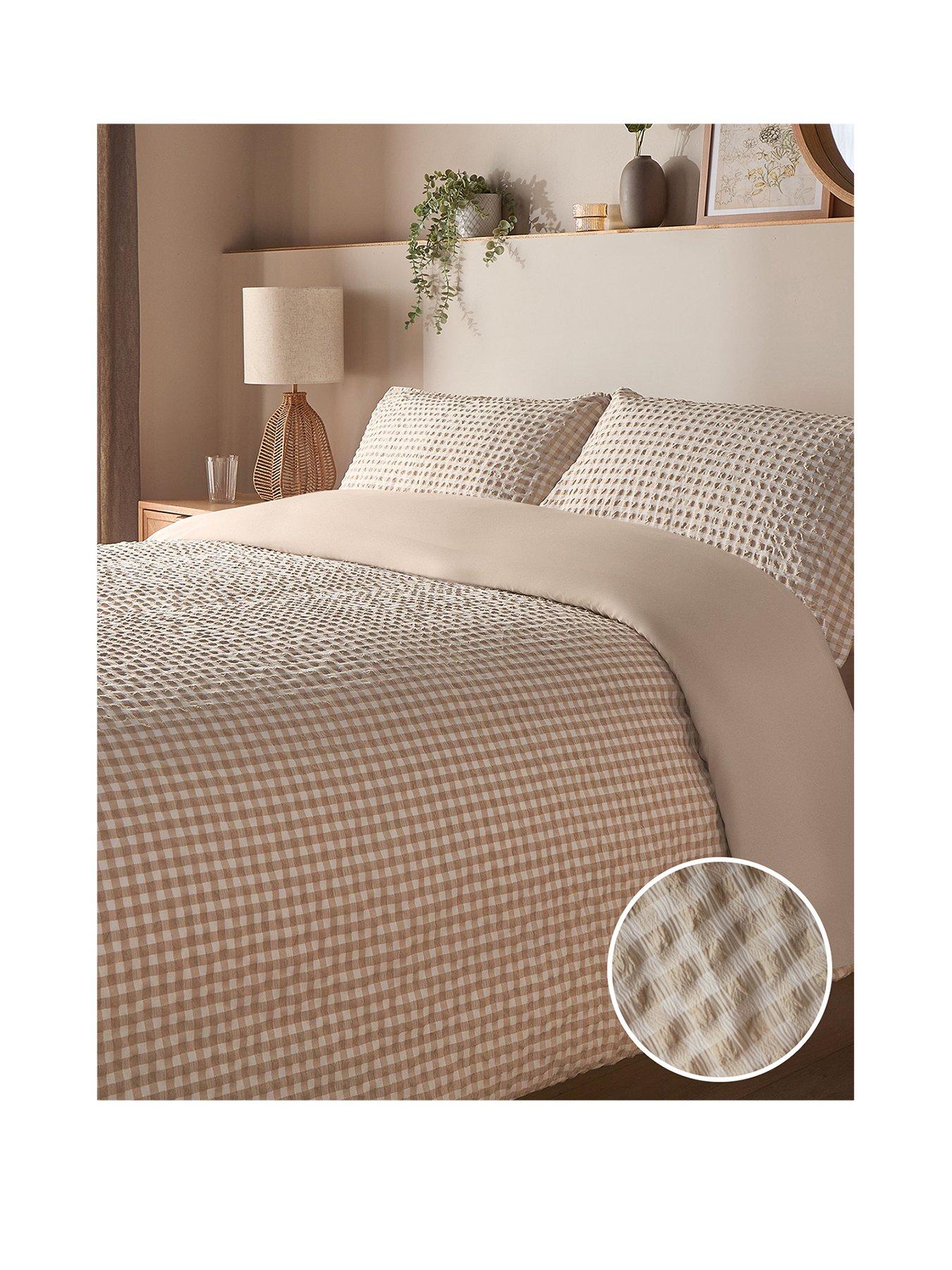  image of silentnight-supersoft-gingham-seersucker-duvet-cover-set-natural