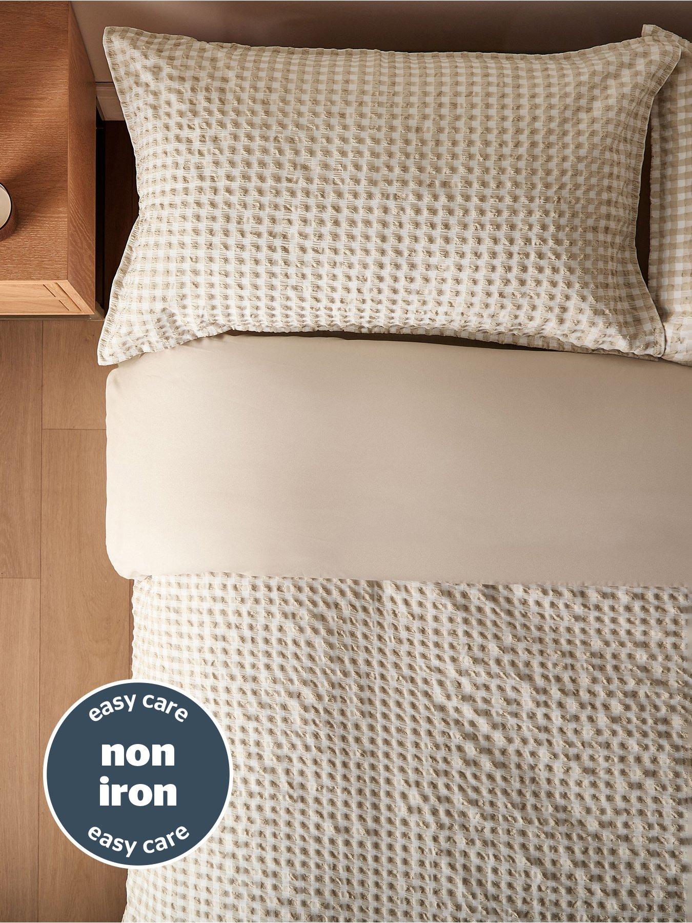  image of silentnight-supersoft-gingham-seersucker-duvet-cover-set-natural