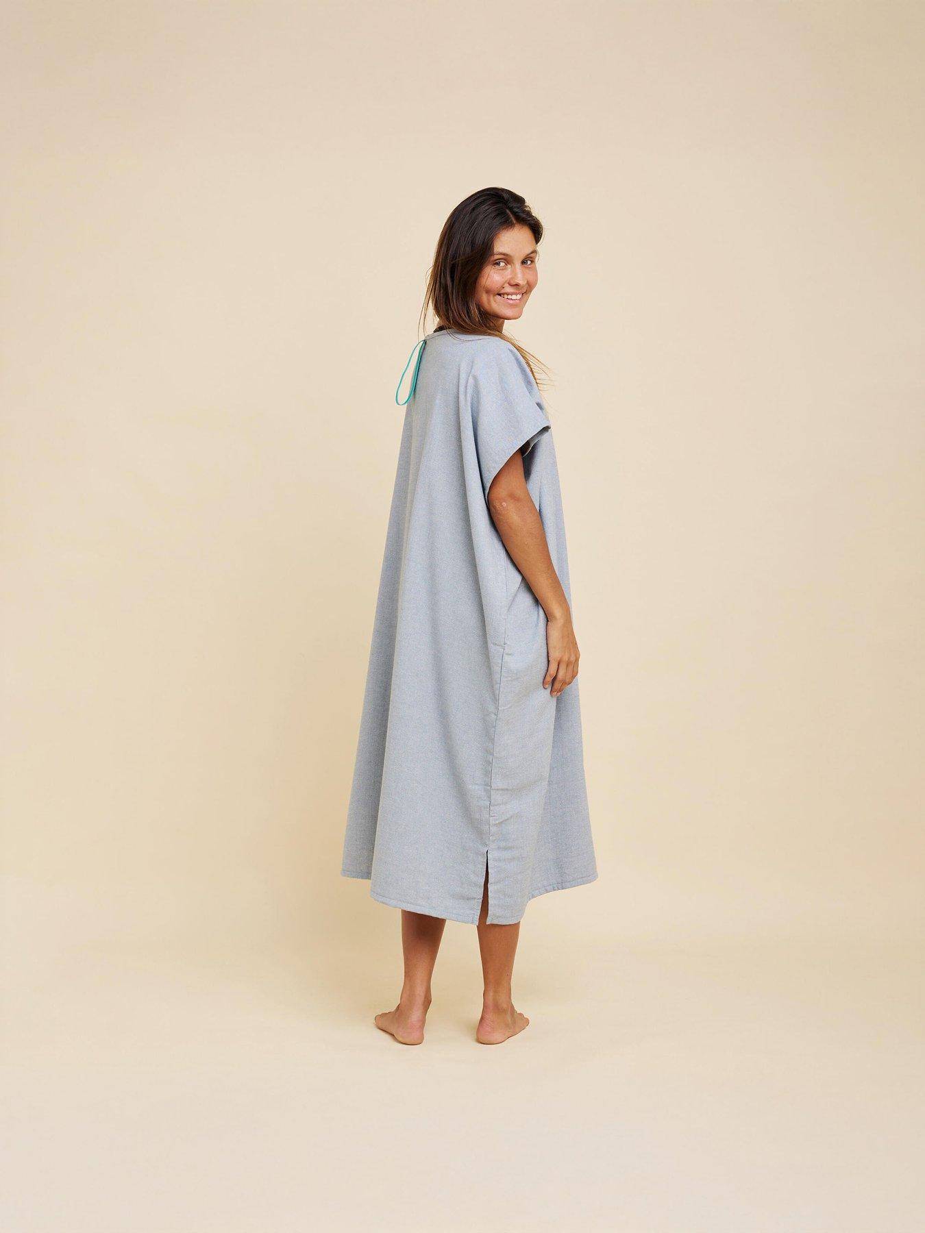  image of decathlon-adult-surf-poncho-100-mottled-grey