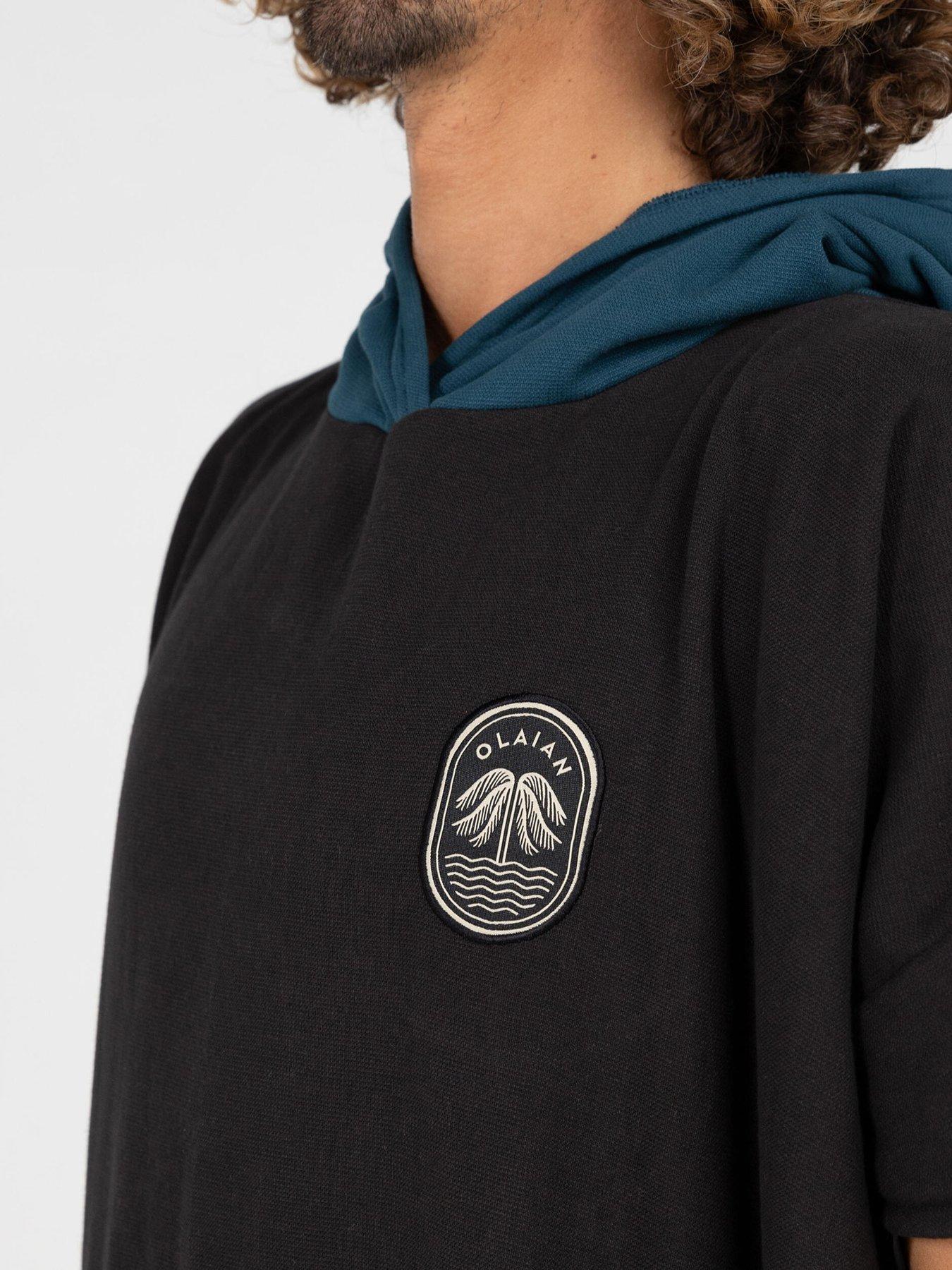  image of decathlon-surf-poncho-500-black