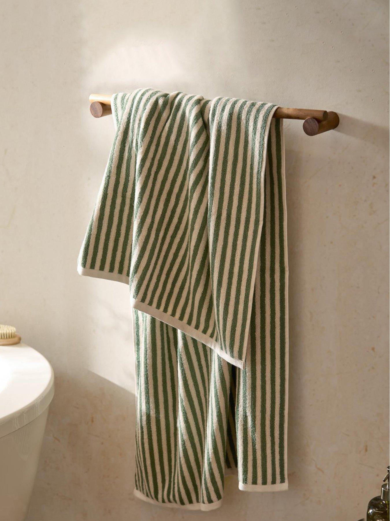 front image of yard-hebden-towel-collection-forest