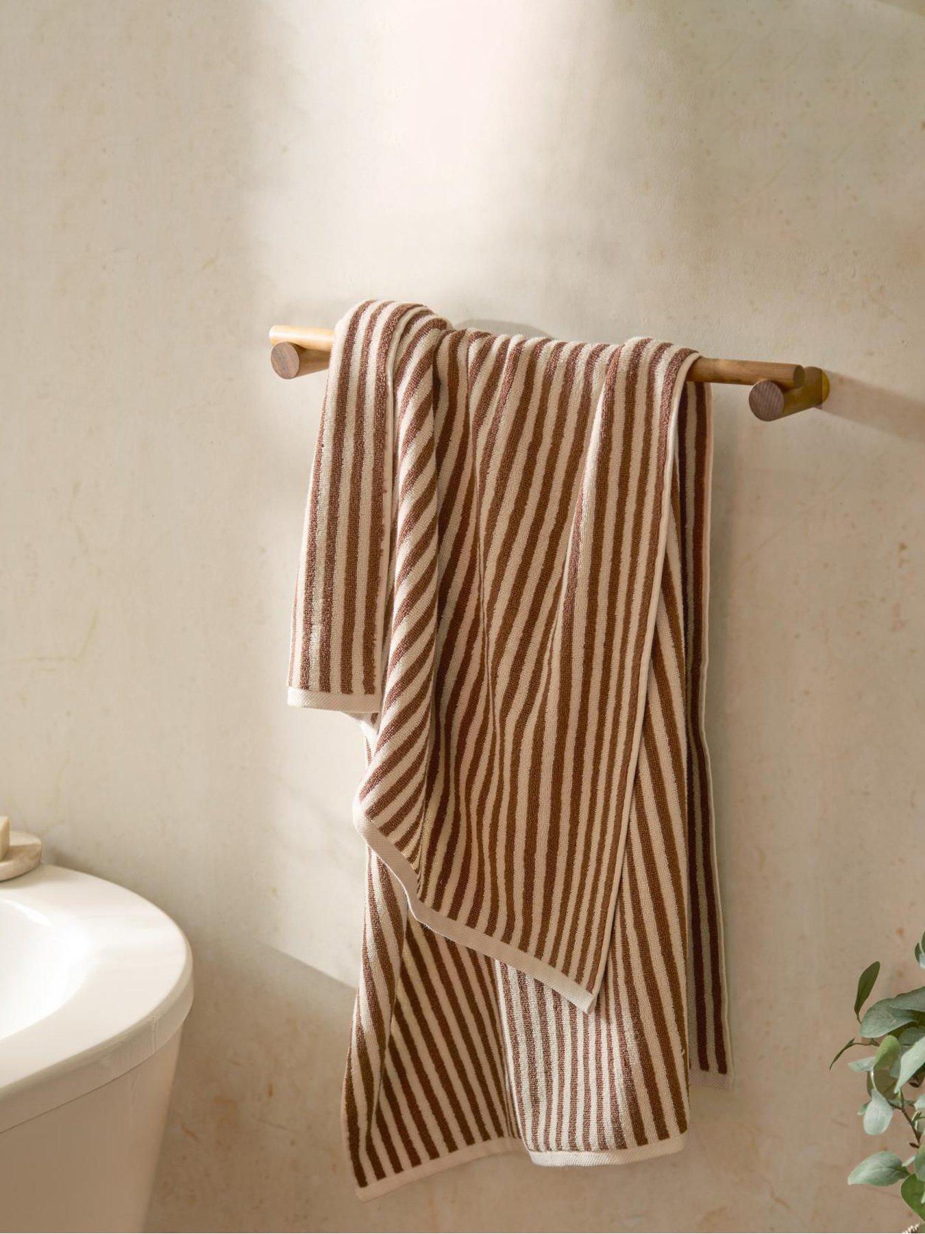Image 1 of 4 of Yard Hebden Bath Towel