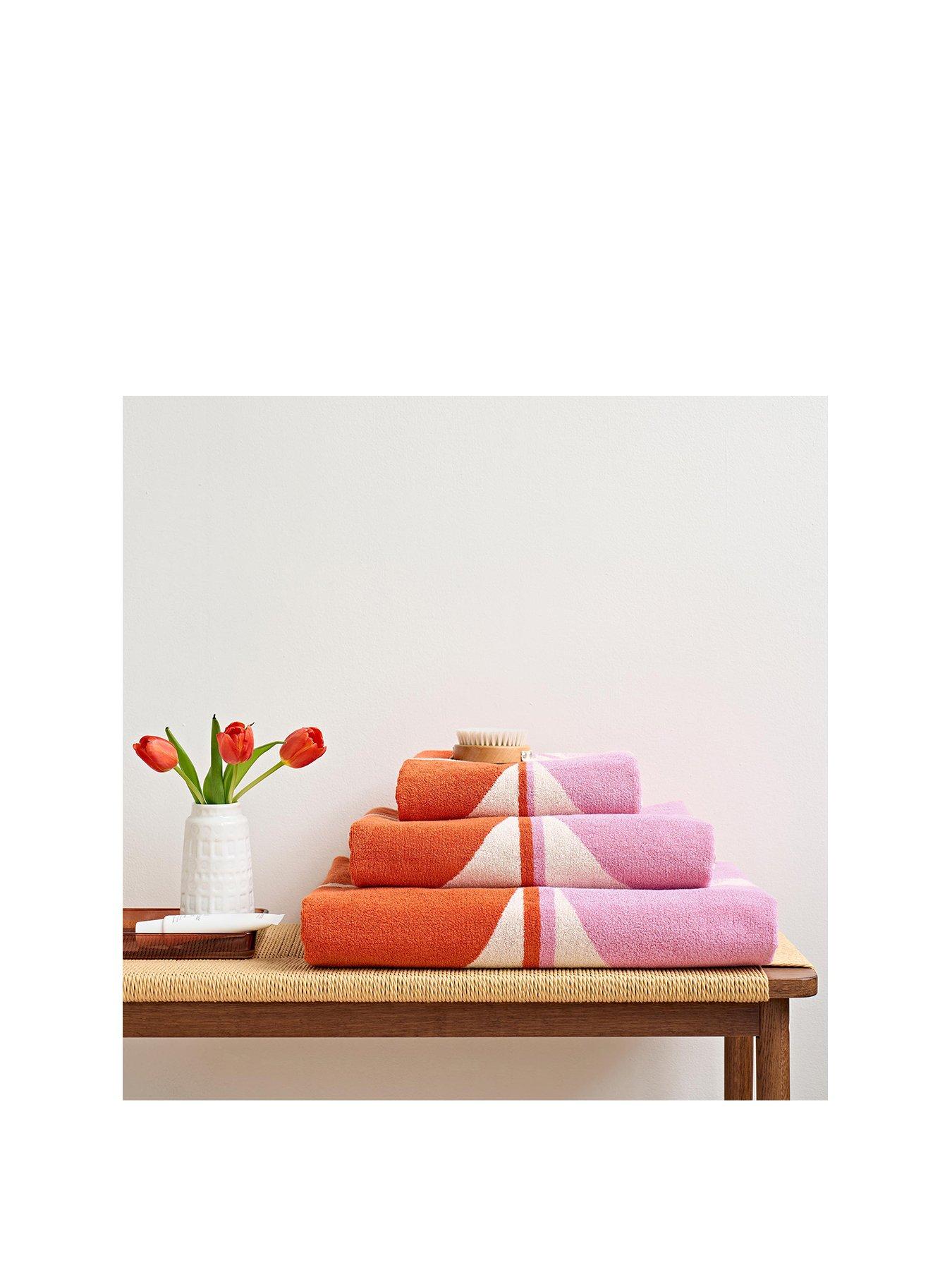 image of orla-kiely-stem-bloom-100-cotton-towel-collection