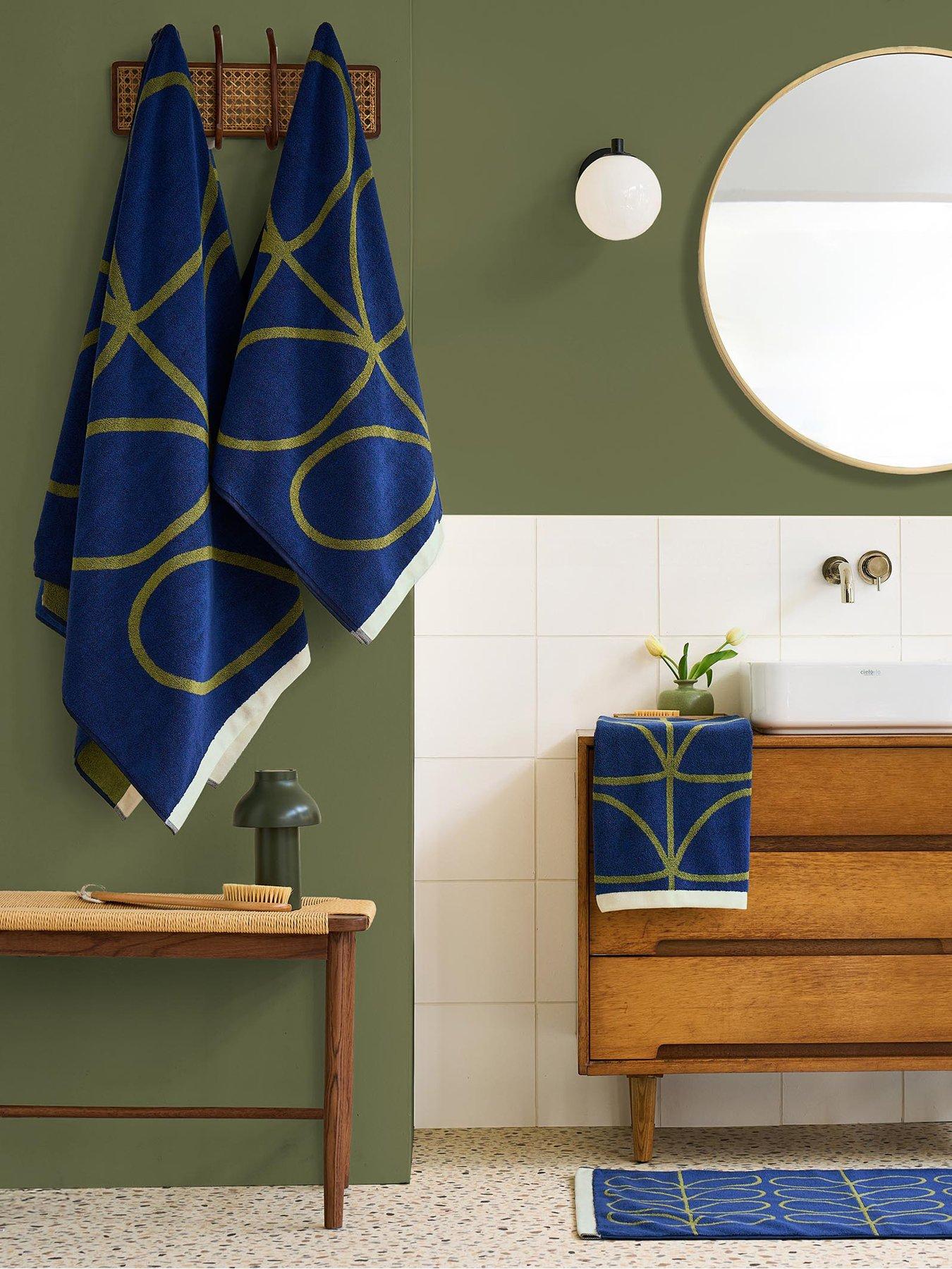 Image 1 of 7 of Orla Kiely Linear Stem 100% Cotton Bath Mat