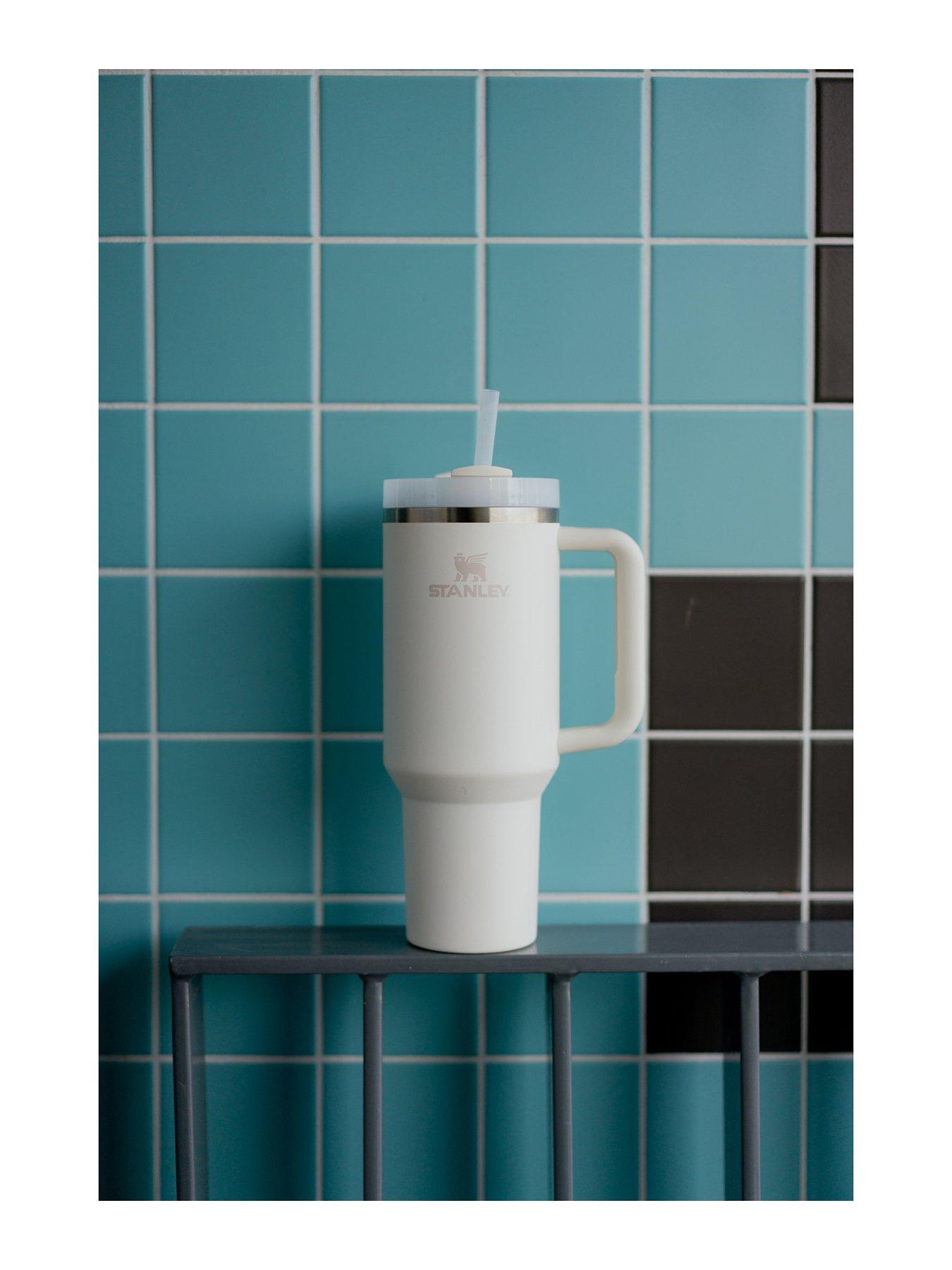  image of stanley-quencher-h20-flowstate-tumbler