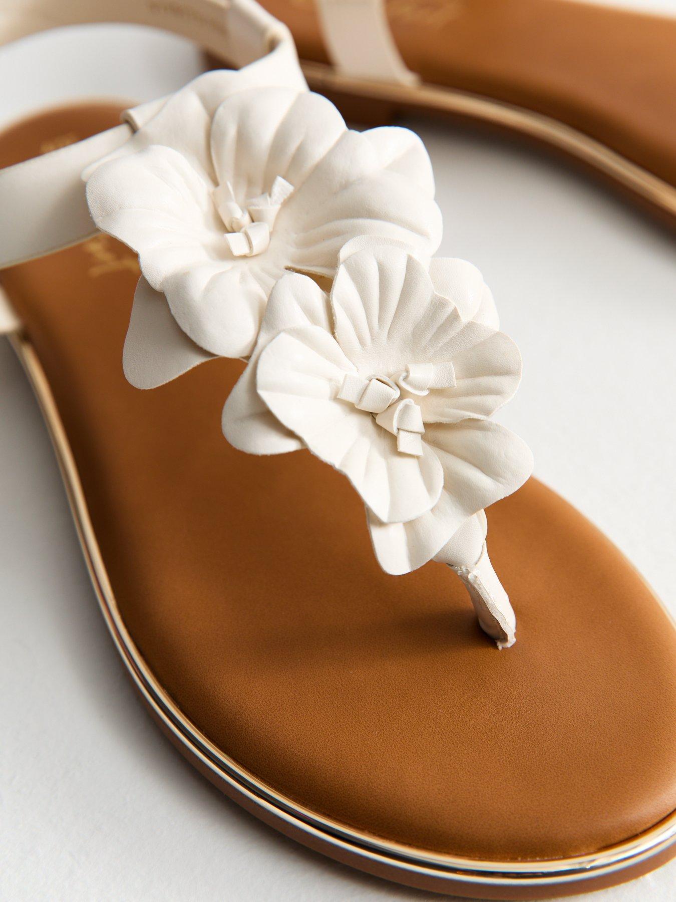 New Look White Faux Leather Hyacinth Flower Embellished Flat