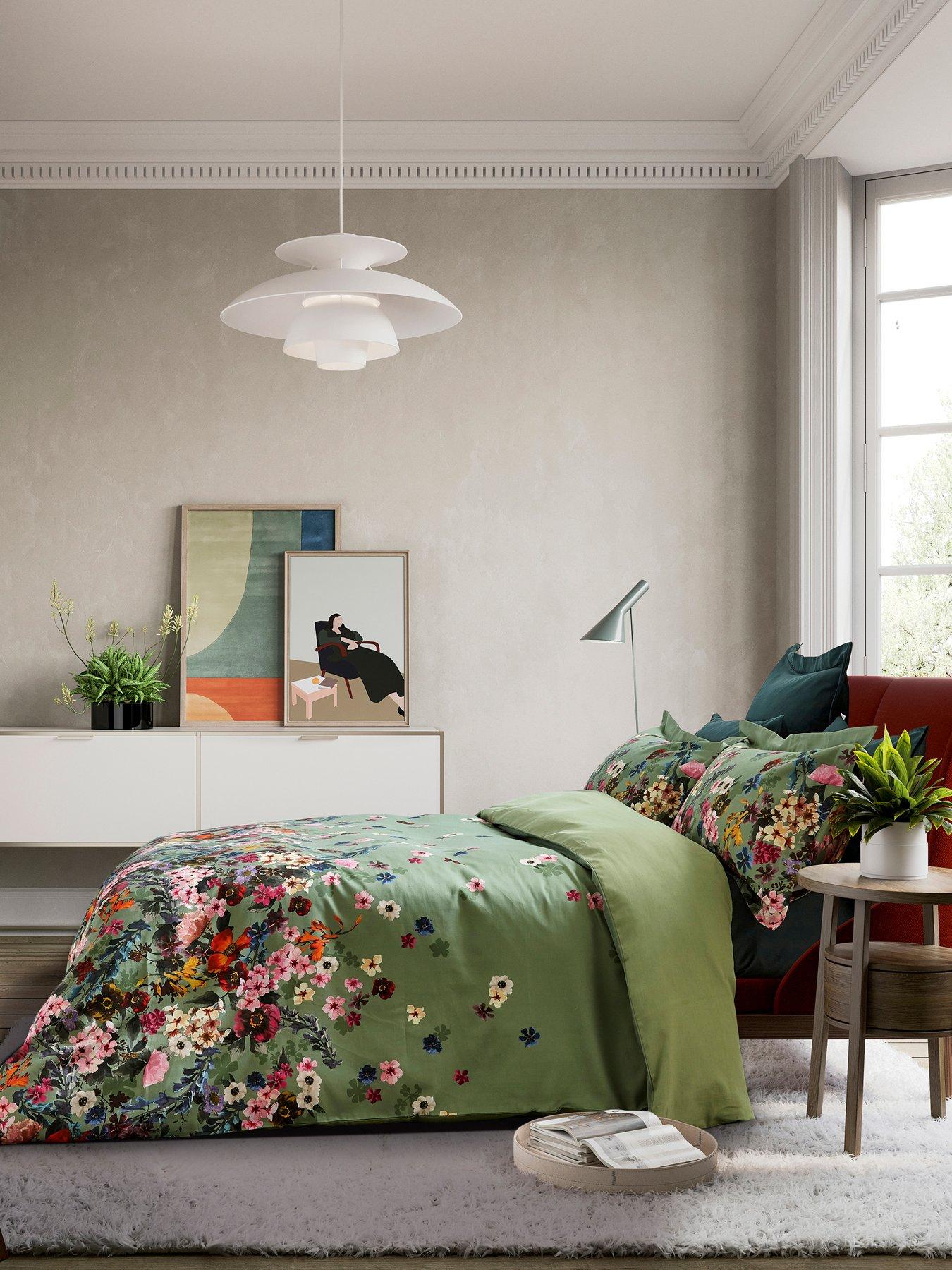 Ted Baker Antiquity Border 100% Cotton Sateen Duvet Cover Set