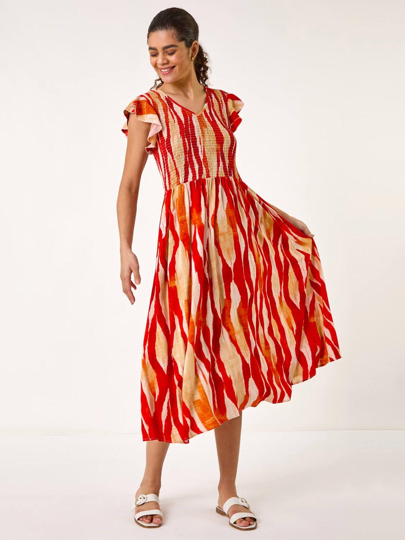 Image 3 of 5 of Roman Wave Print Shirred Midi Dress - Red