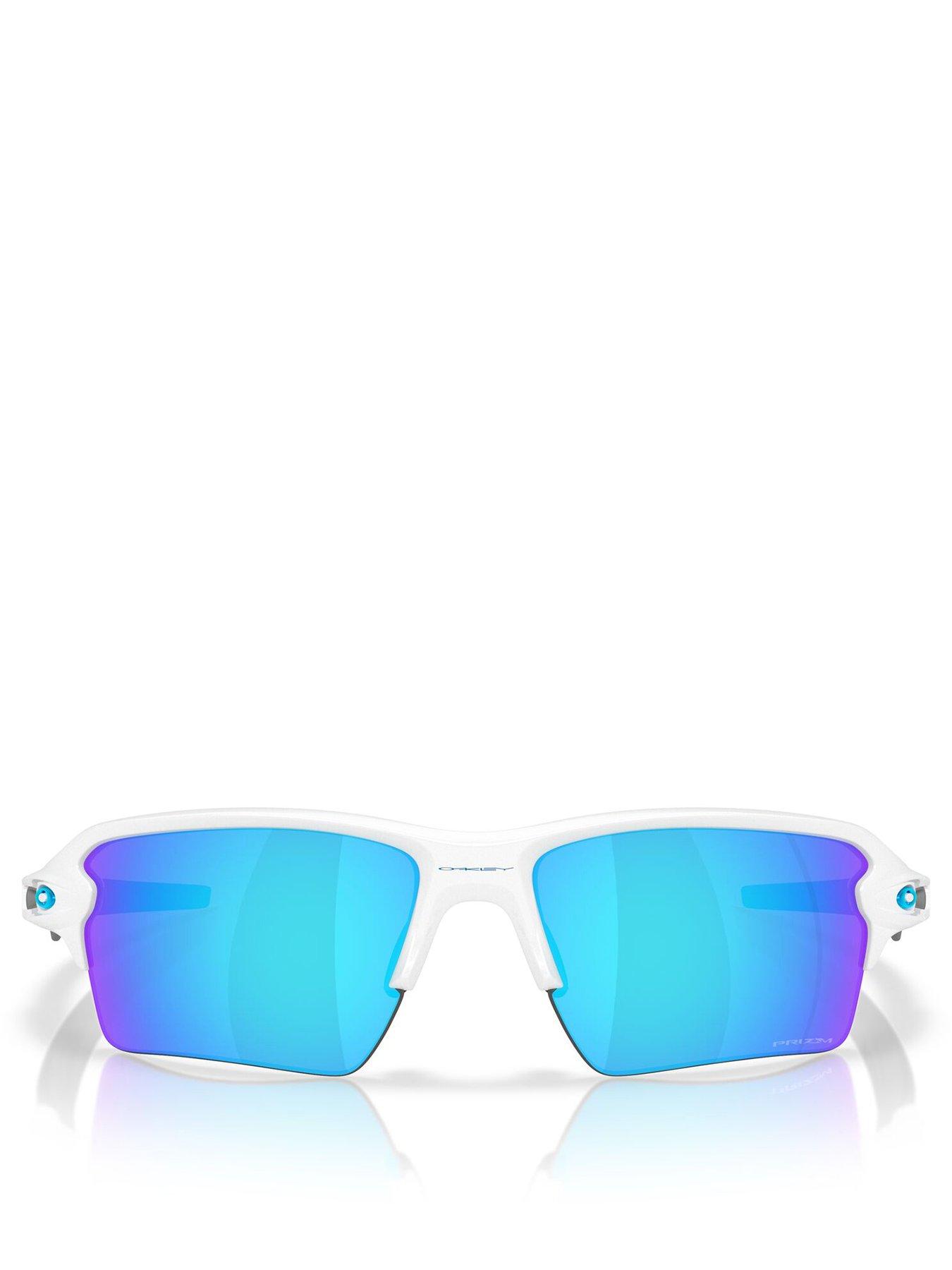 Image 3 of 4 of Oakley 0Oo9488 Square Sunglasses- White