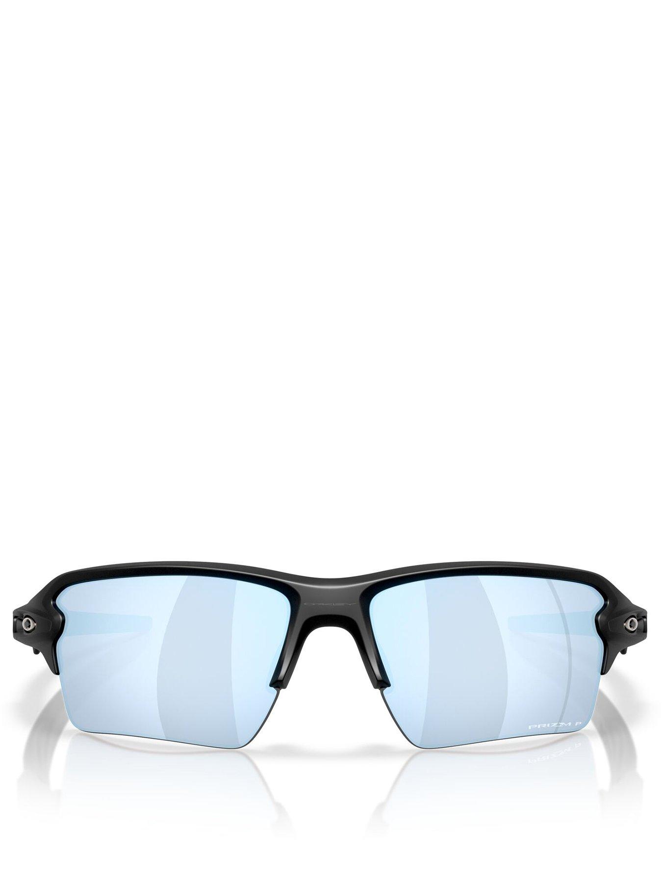 Image 3 of 4 of Oakley 0Oo9488 Square Sunglasses- Black