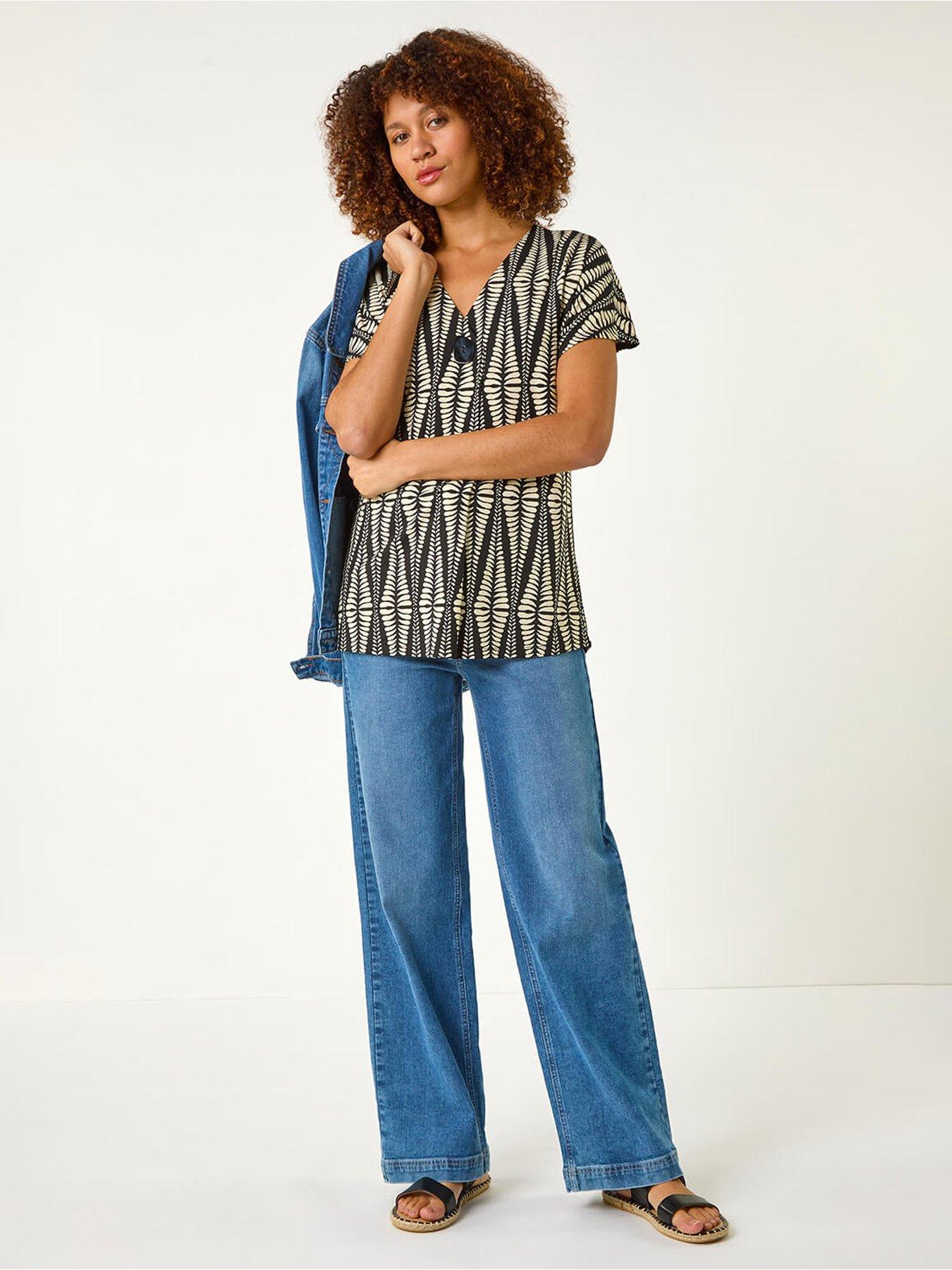  image of roman-abstract-print-front-pleat-stretch-top-cream