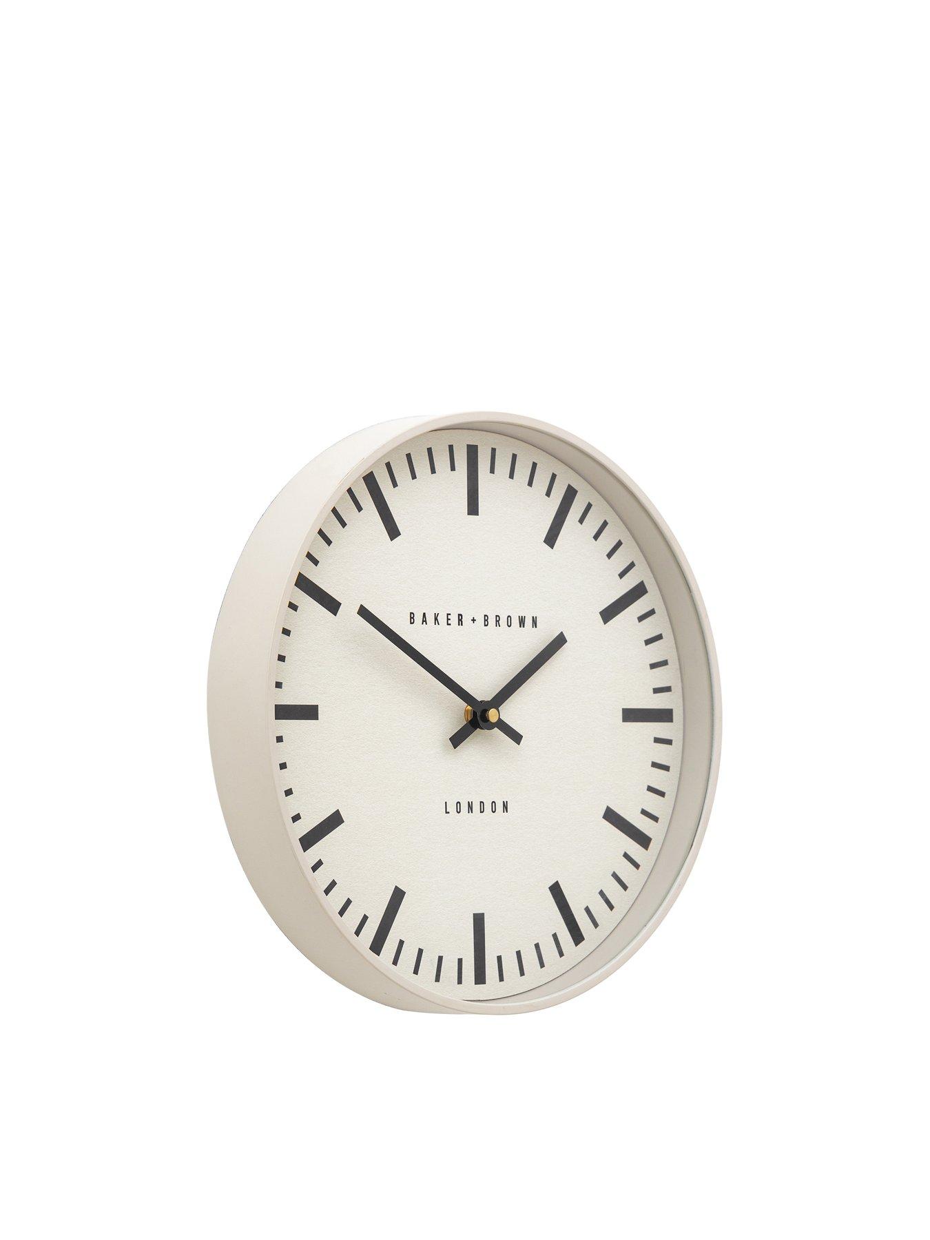  image of gallery-claremont-clock-in-putty