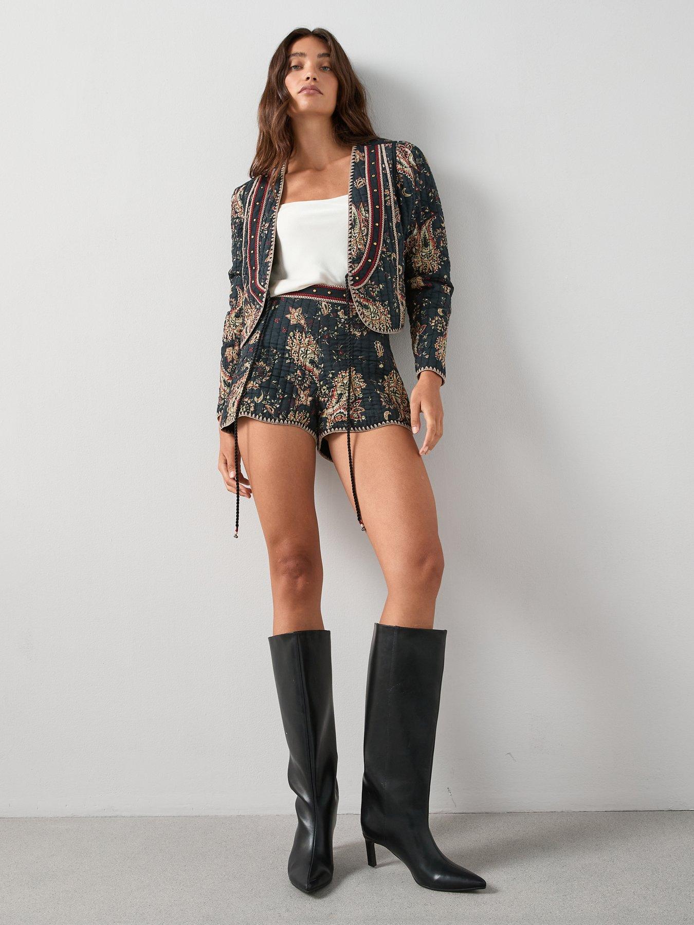 Image 3 of 7 of The Very Collection Printed Shorts With Embroidery - Print
