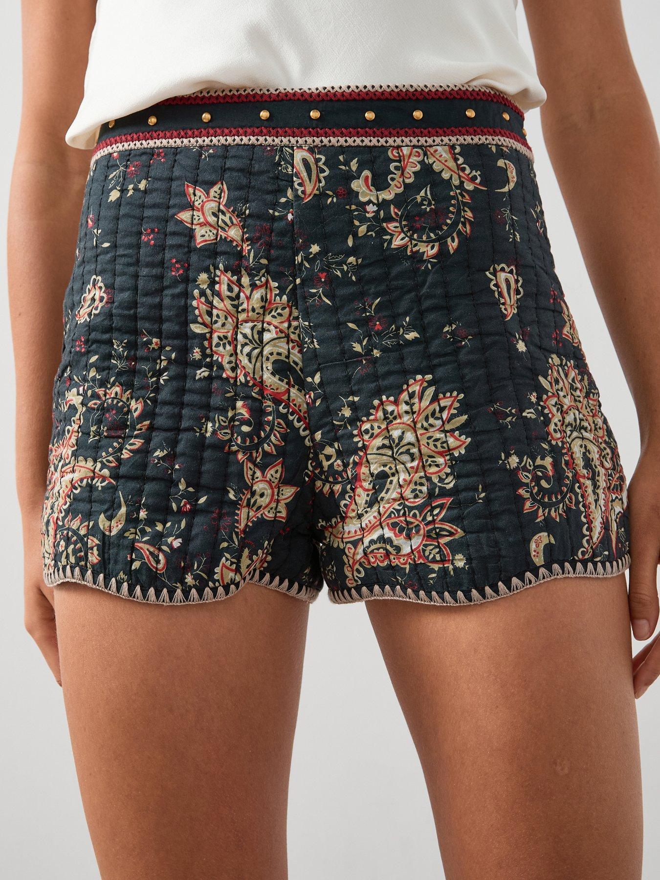 Image 4 of 7 of The Very Collection Printed Shorts With Embroidery - Print