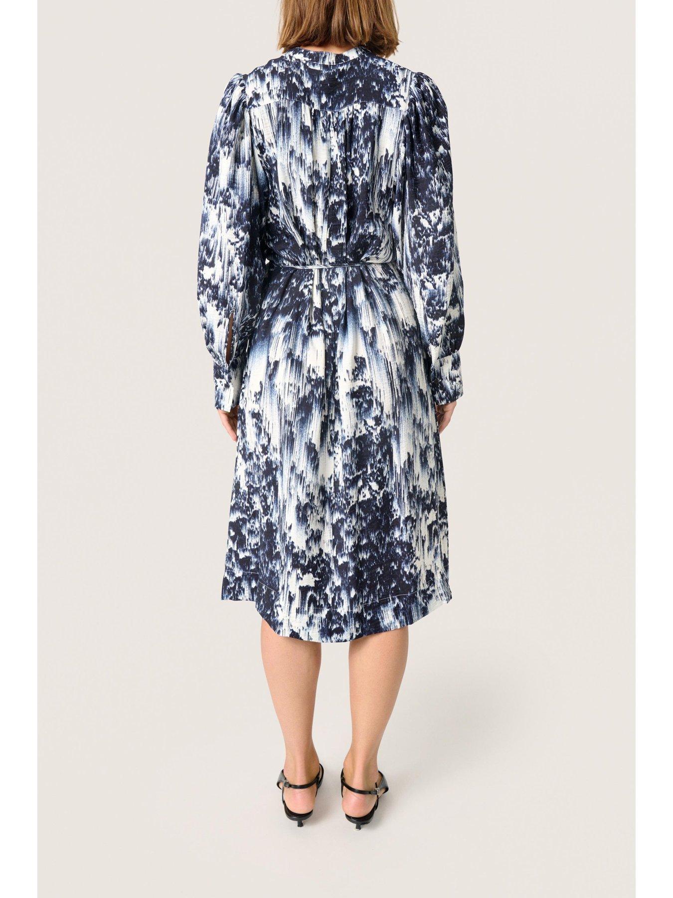  image of soaked-in-luxury-jazzlyn-dress-blue