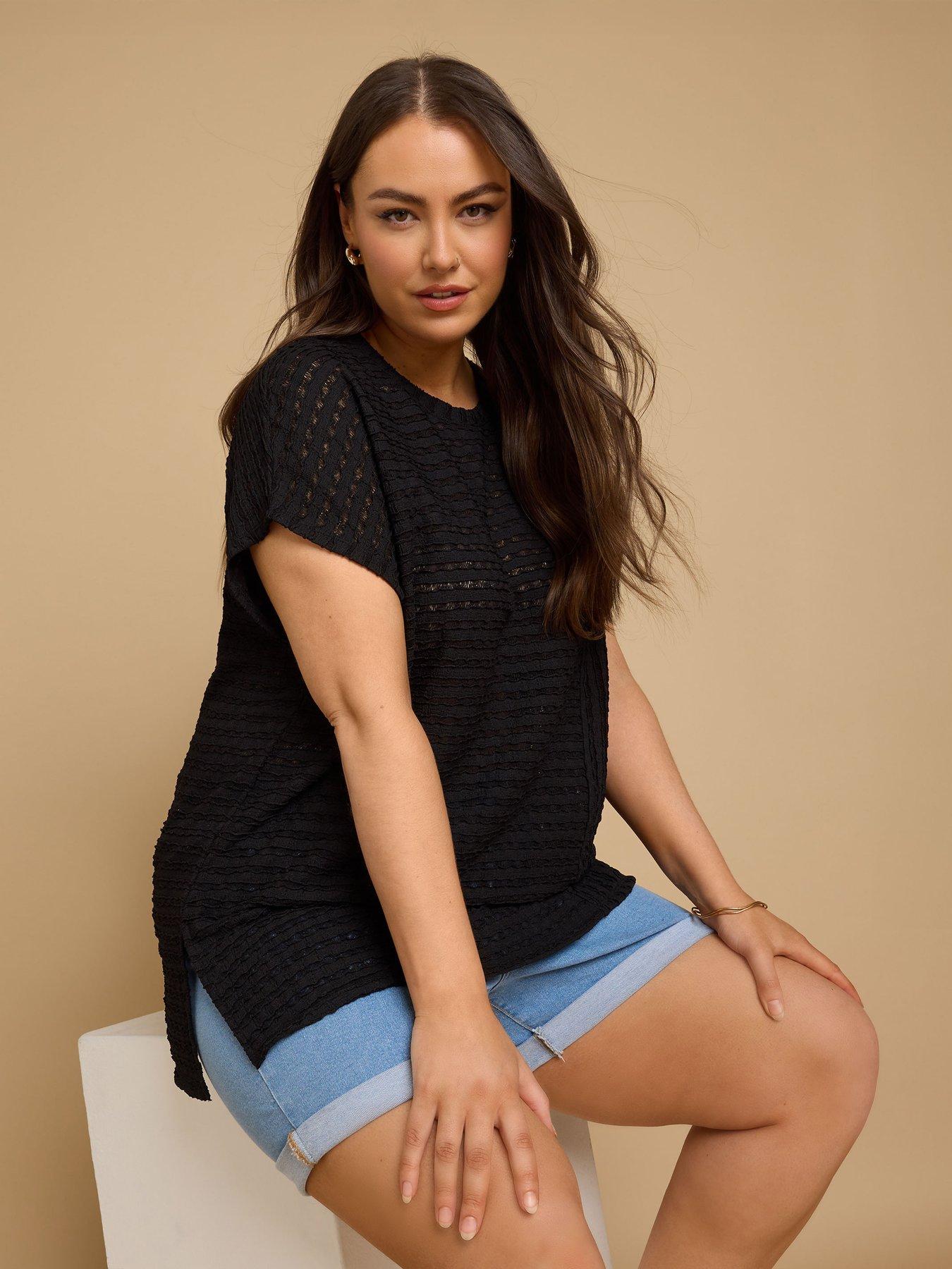 undefined Curve Textured Short Sleeve Top