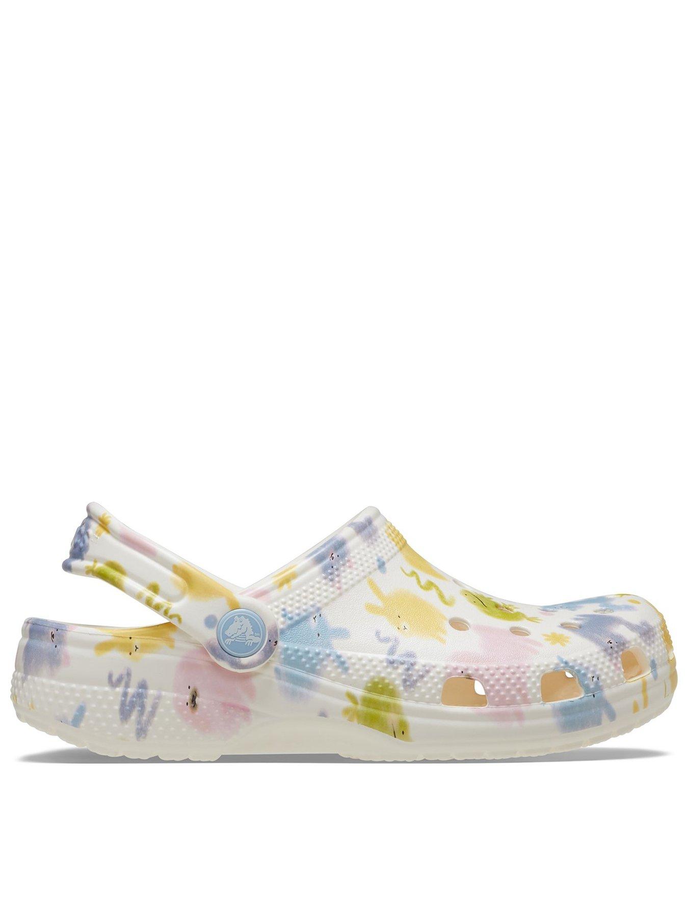 crocs-classic-clog-graphic-toddler