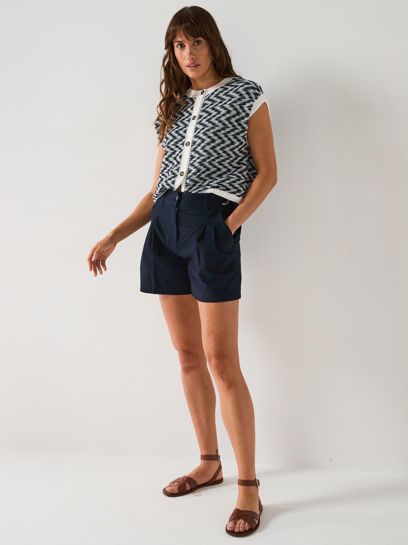 Image 3 of 6 of Barbour Cecile Shorts - Navy