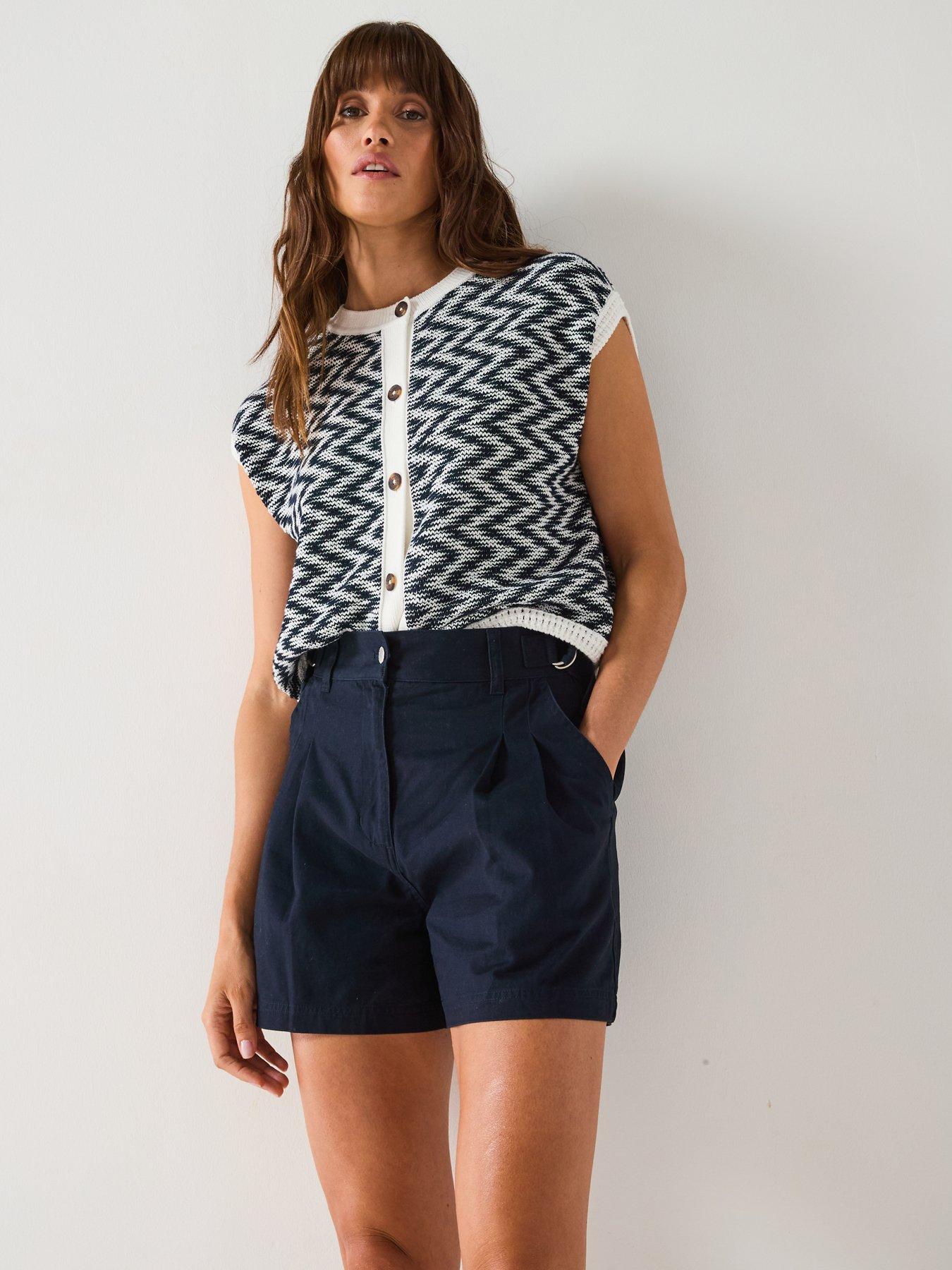 Image 6 of 6 of Barbour Cecile Shorts - Navy