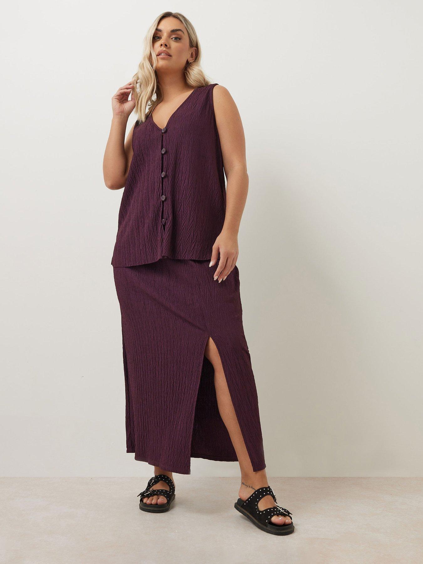  image of yours-curve-plisse-waistcoat