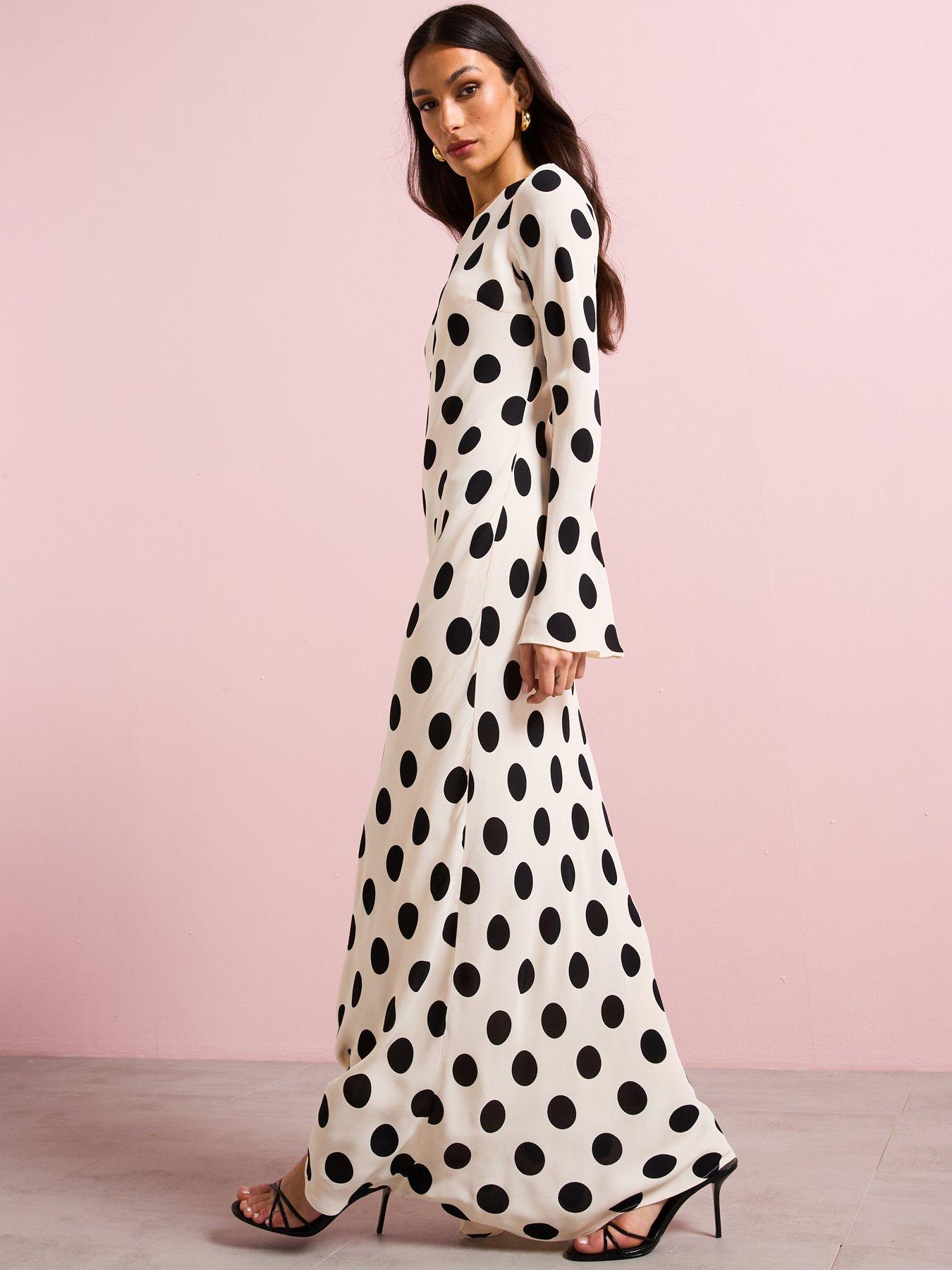 mango-flared-sleeve-polka-dot-dress