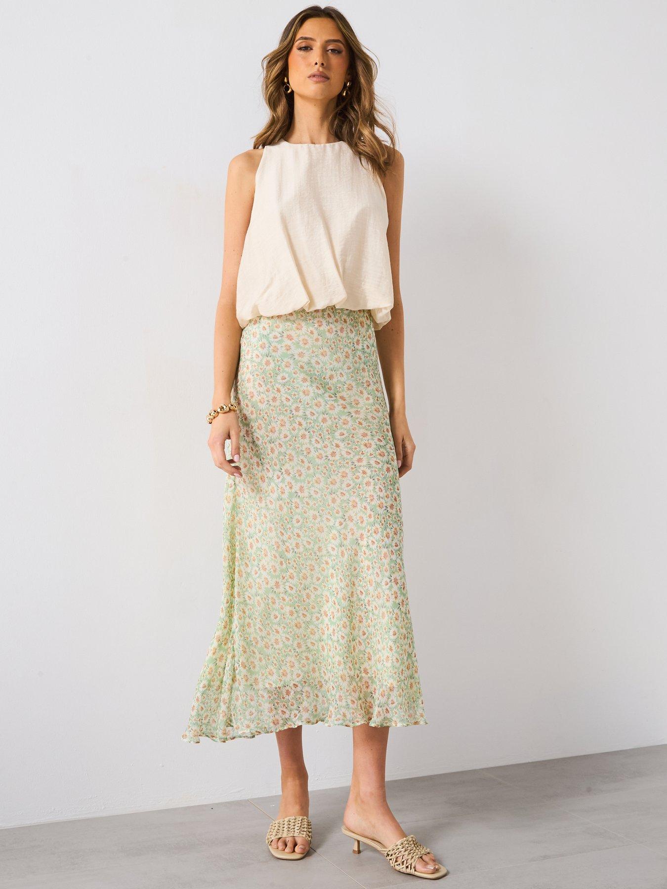Image 4 of 4 of Mango Long Floral Flared Skirt - Green